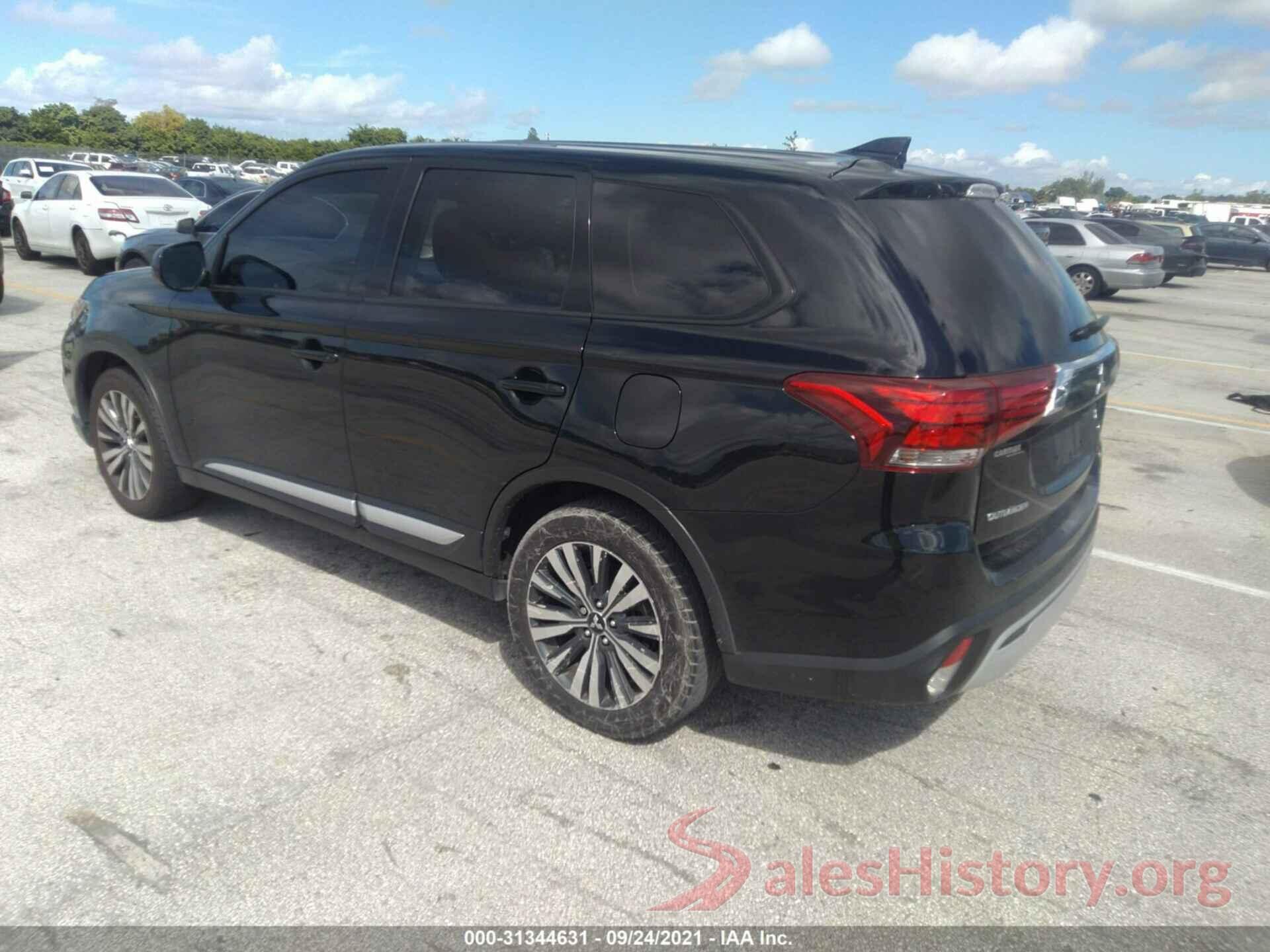 JA4AD2A30LZ015945 2020 MITSUBISHI OUTLANDER