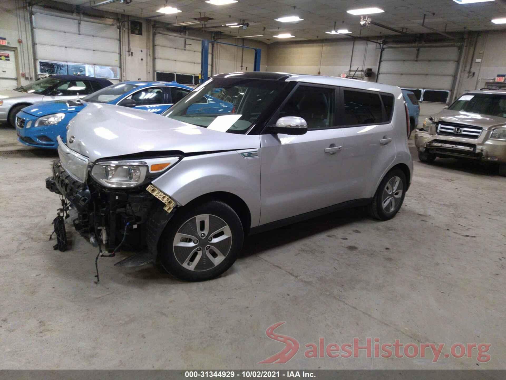 KNDJX3AE2J7026166 2018 KIA SOUL EV