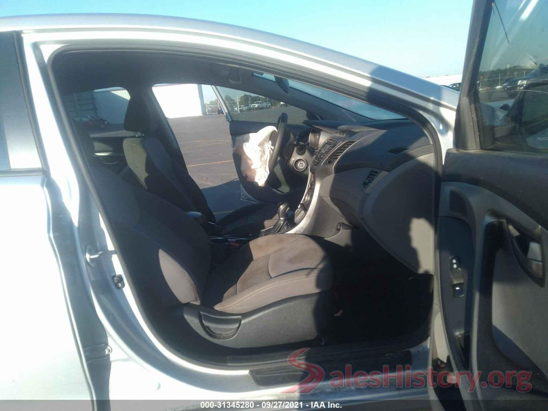 KMHDH4AE8GU517038 2016 HYUNDAI ELANTRA