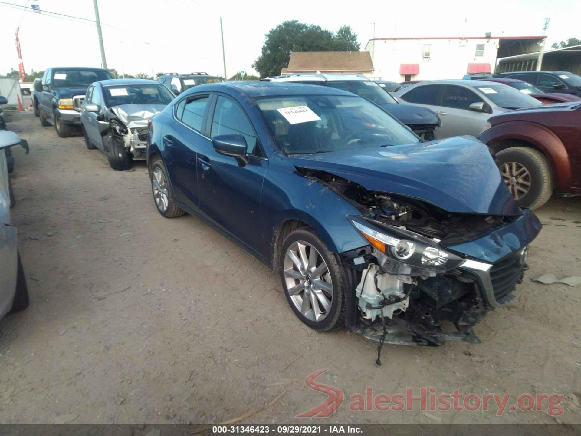 3MZBN1V79HM127132 2017 MAZDA MAZDA3 4-DOOR