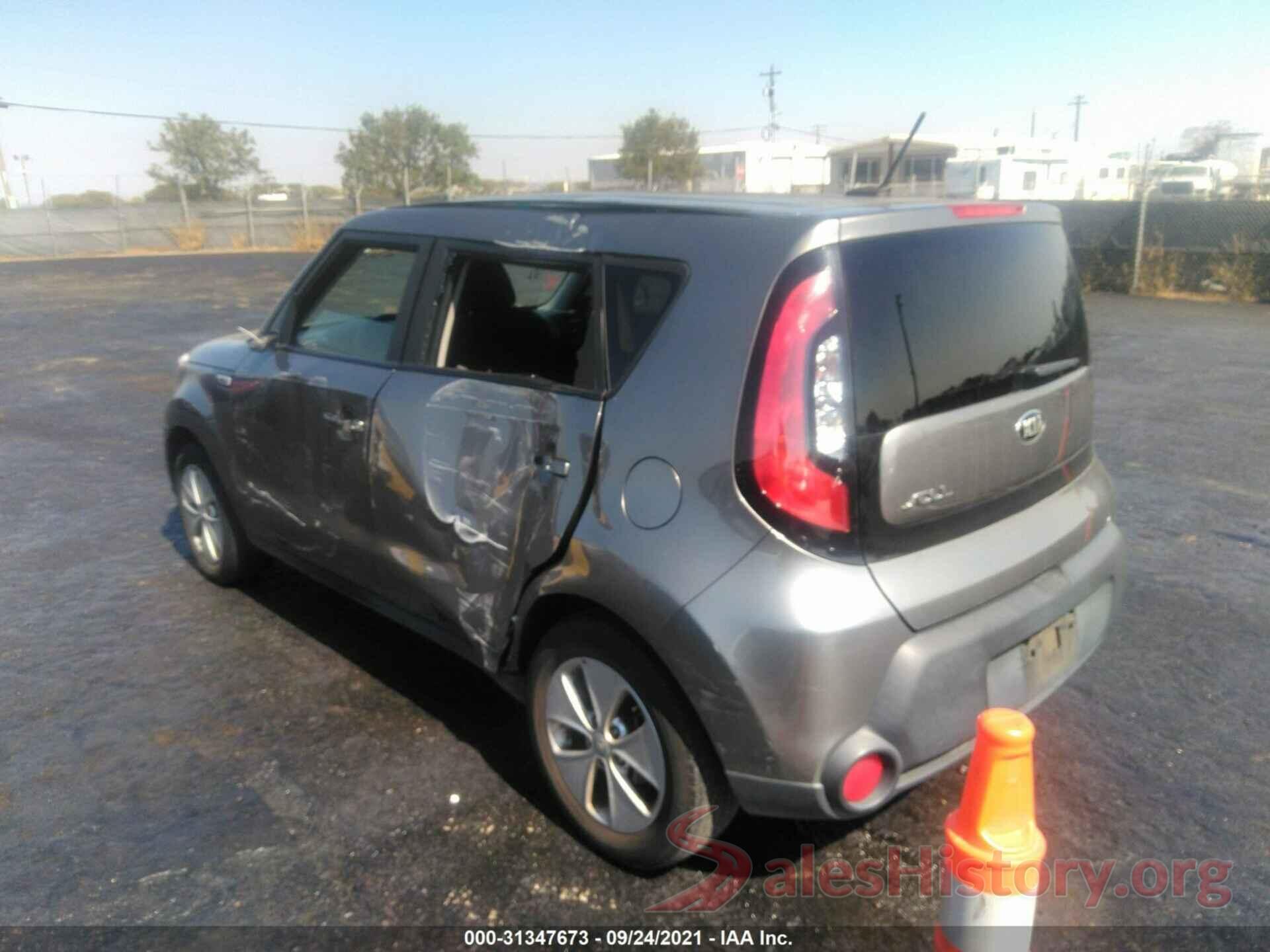 KNDJN2A24G7324023 2016 KIA SOUL