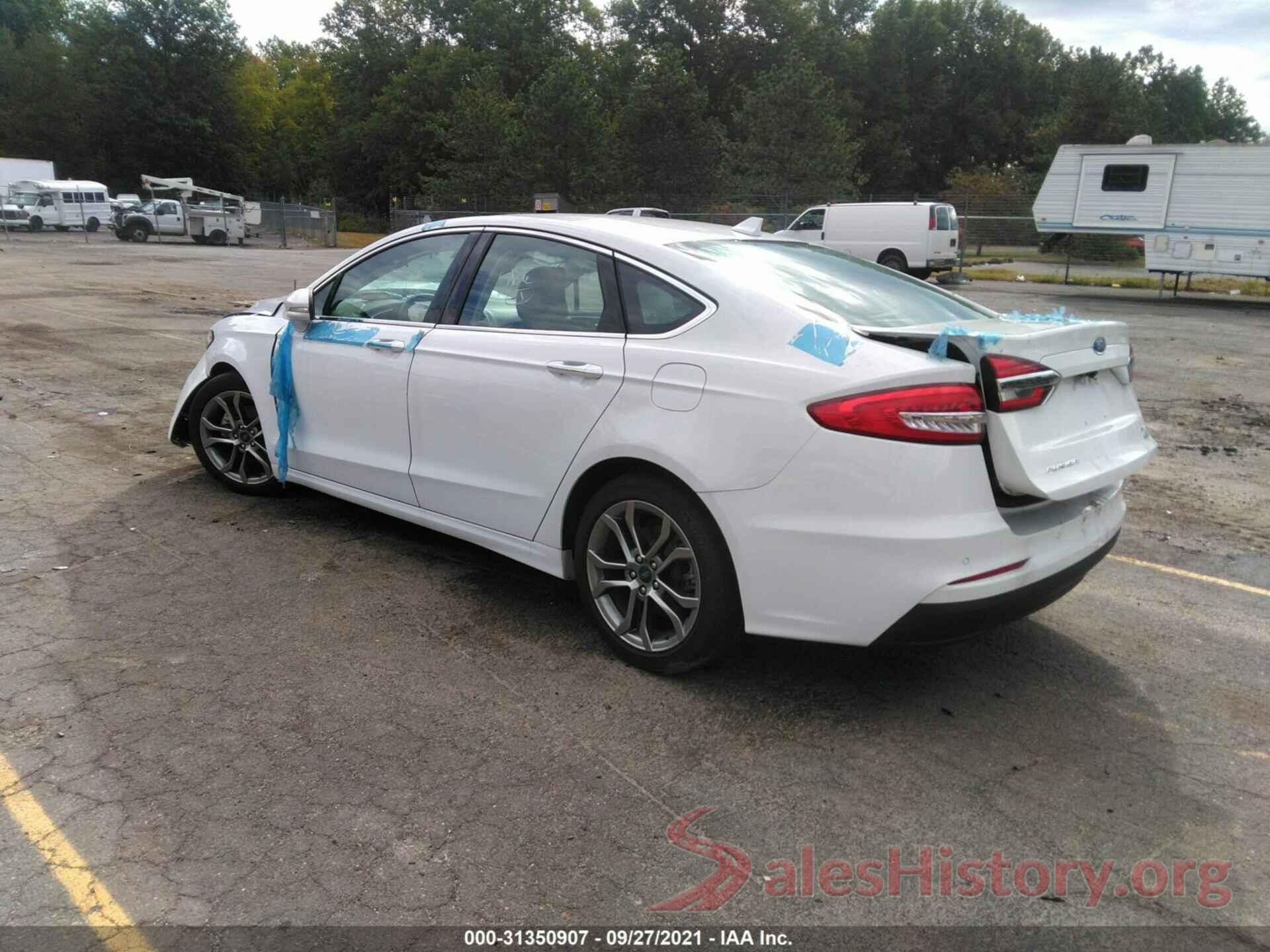 3FA6P0CDXKR233588 2019 FORD FUSION