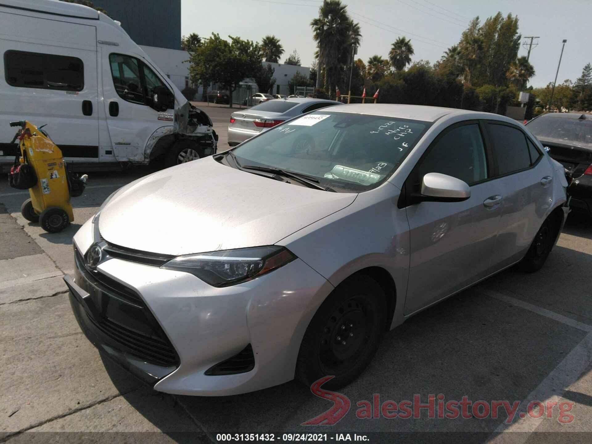 2T1BURHE4JC964304 2018 TOYOTA COROLLA