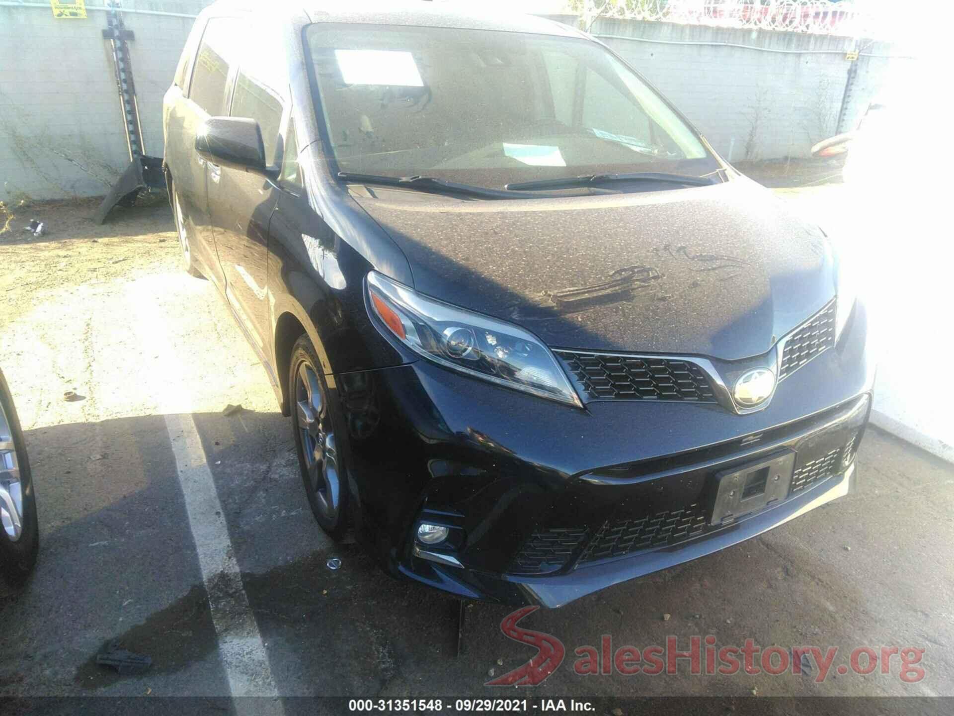 5TDXZ3DC1JS939277 2018 TOYOTA SIENNA