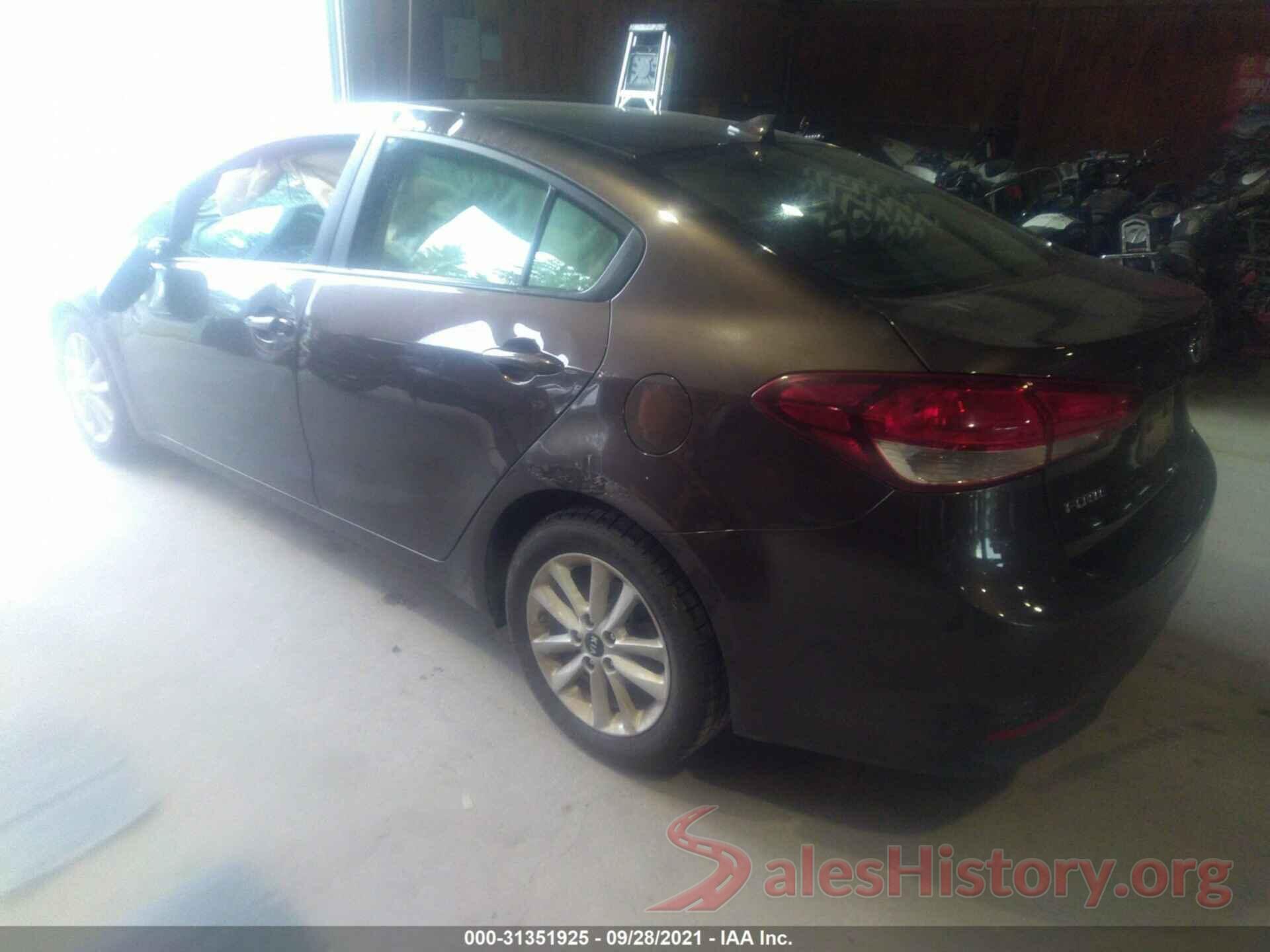 3KPFL4A77HE147777 2017 KIA FORTE