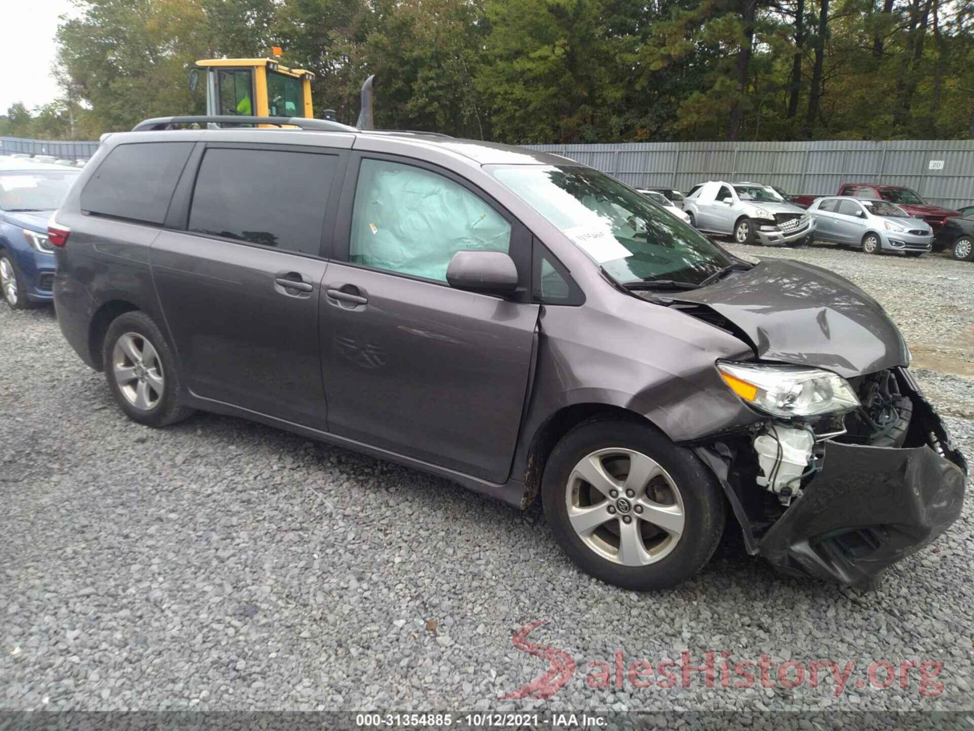 5TDKZ3DC1KS986515 2019 TOYOTA SIENNA