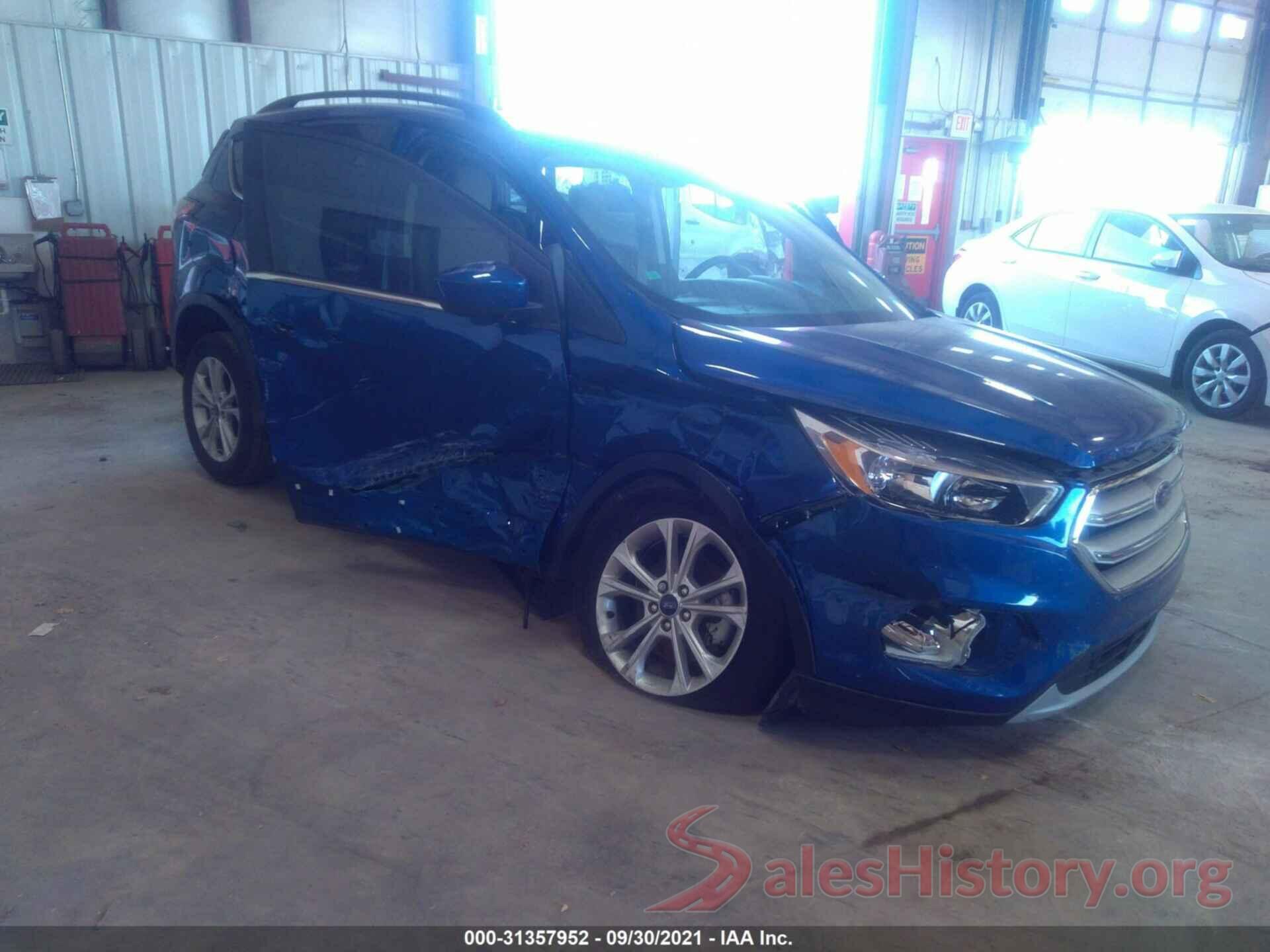 1FMCU0GDXJUC03414 2018 FORD ESCAPE