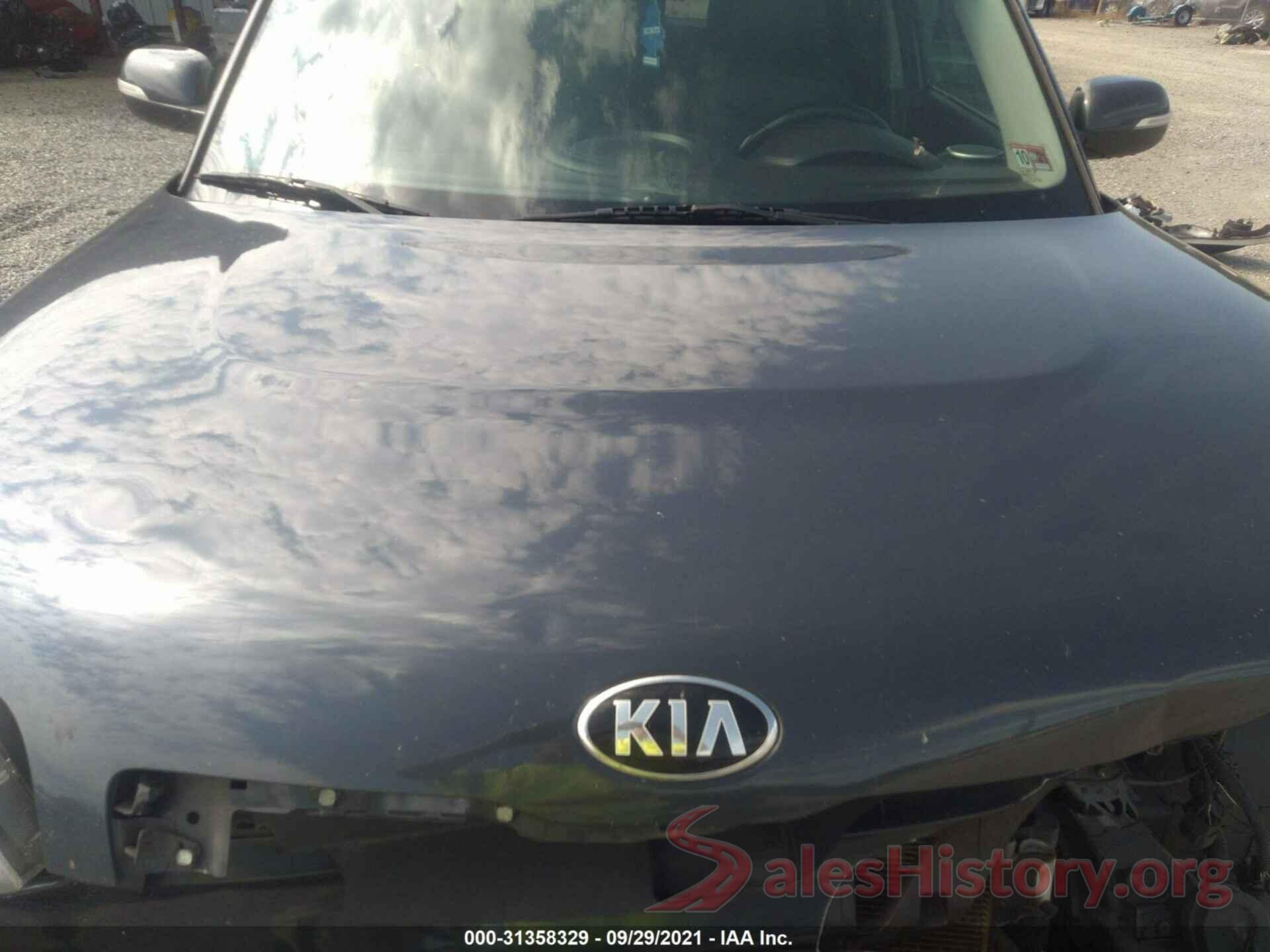 KNDJX3A50G7385928 2016 KIA SOUL