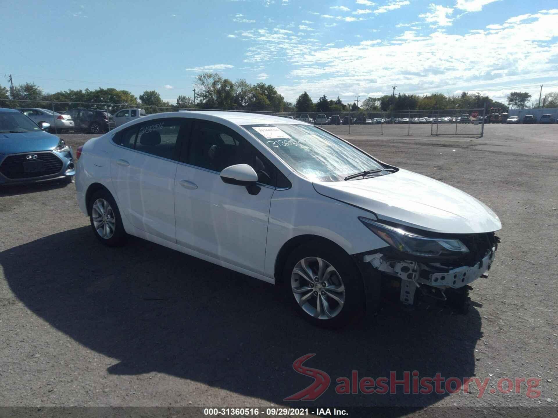 1G1BE5SM8K7146477 2019 CHEVROLET CRUZE