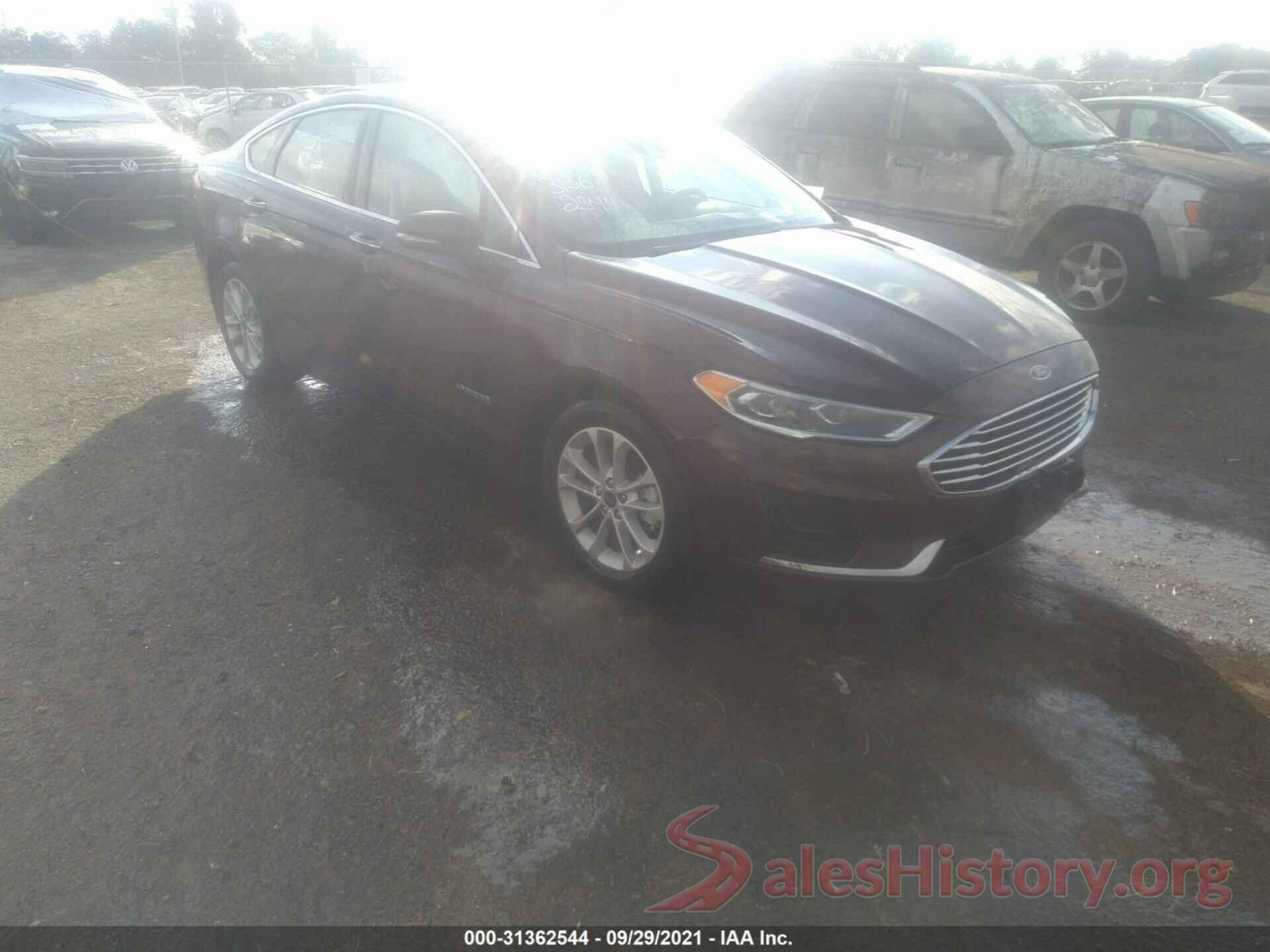 3FA6P0MU2KR103108 2019 FORD FUSION HYBRID