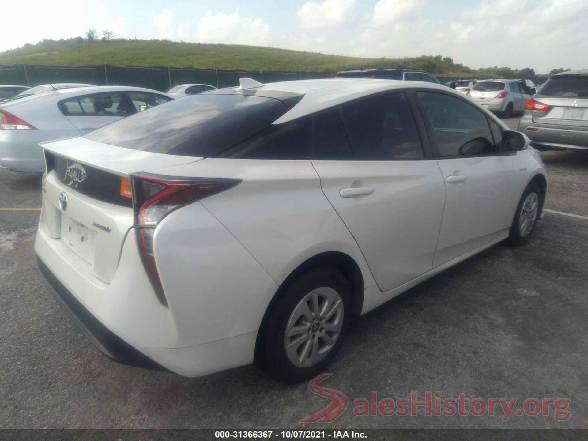 JTDKBRFU1J3057650 2018 TOYOTA PRIUS