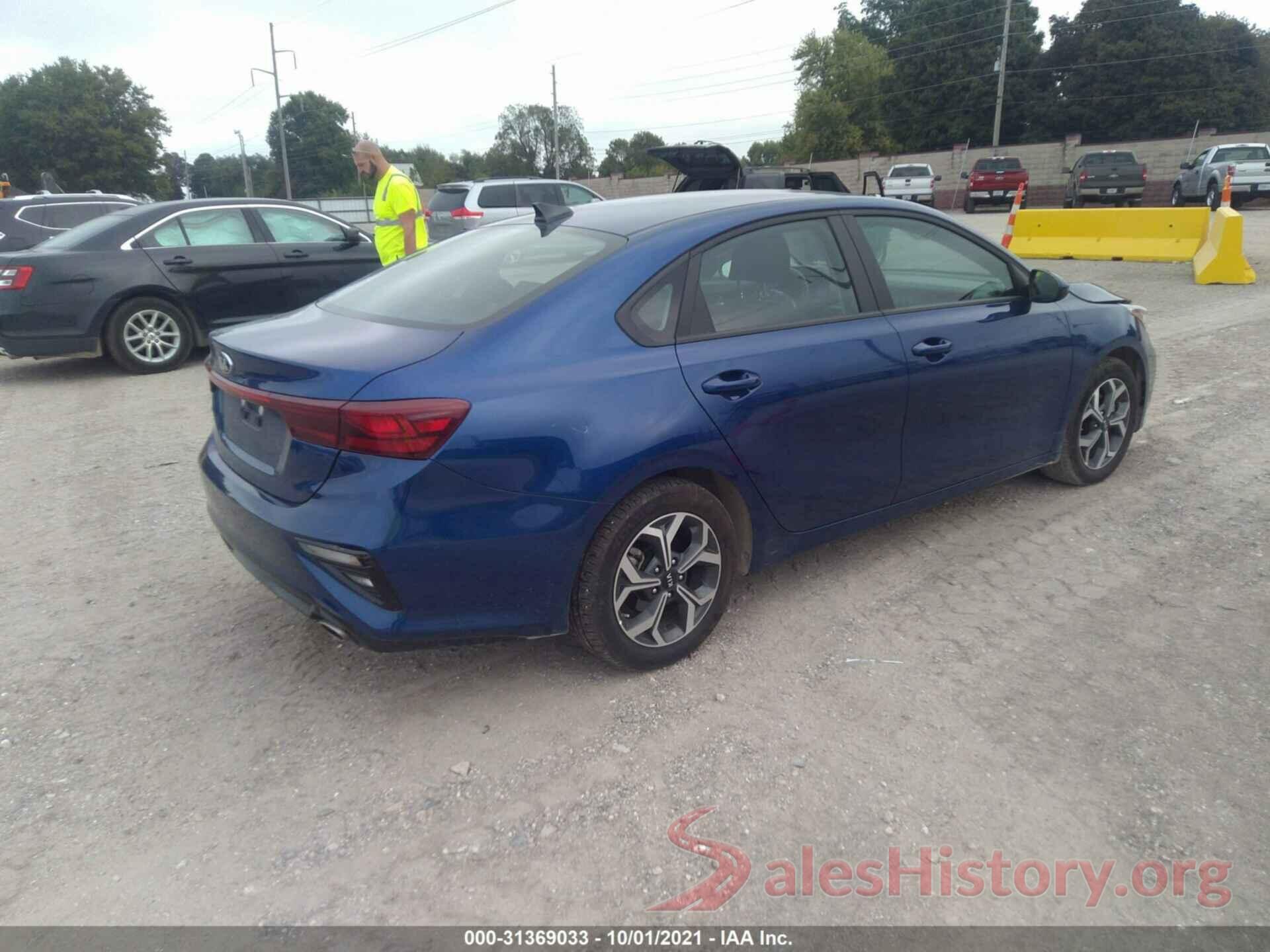 3KPF24AD1ME292560 2021 KIA FORTE