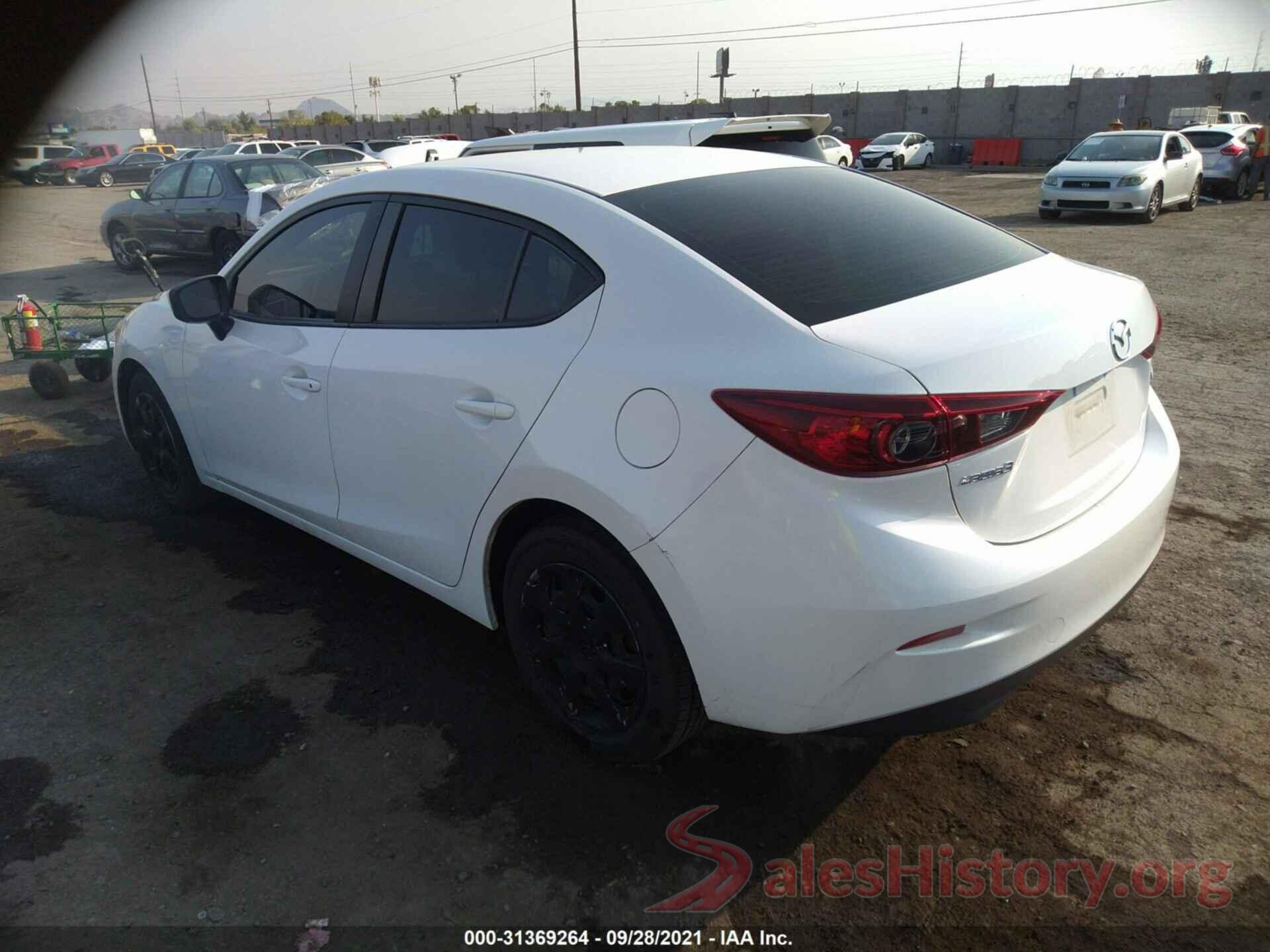 3MZBN1U70JM251376 2018 MAZDA MAZDA3 4-DOOR