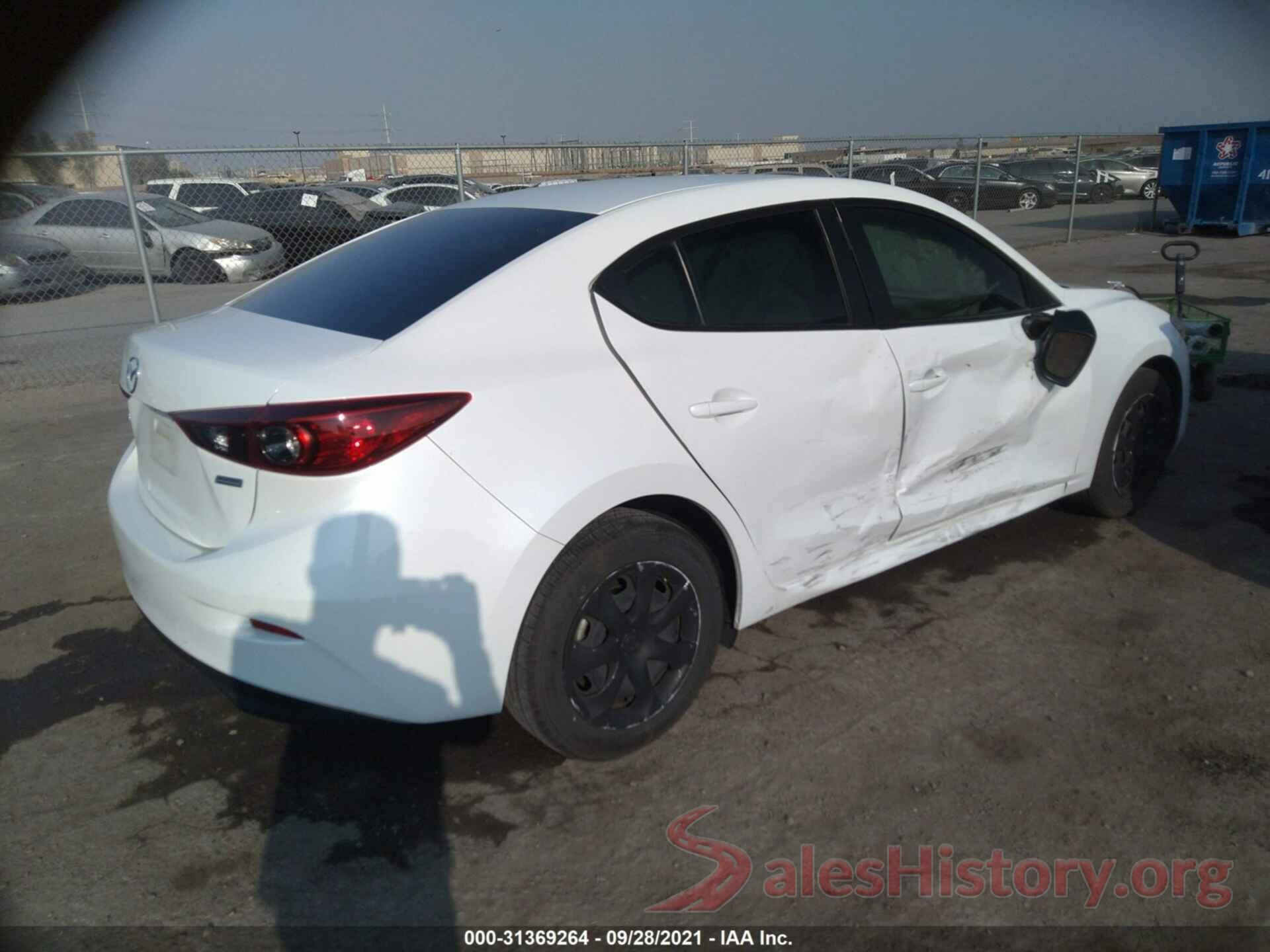 3MZBN1U70JM251376 2018 MAZDA MAZDA3 4-DOOR