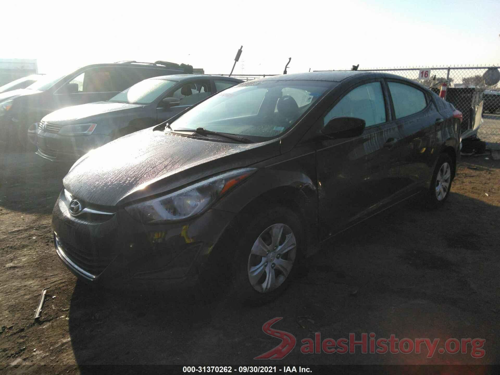 5NPDH4AEXGH746559 2016 HYUNDAI ELANTRA