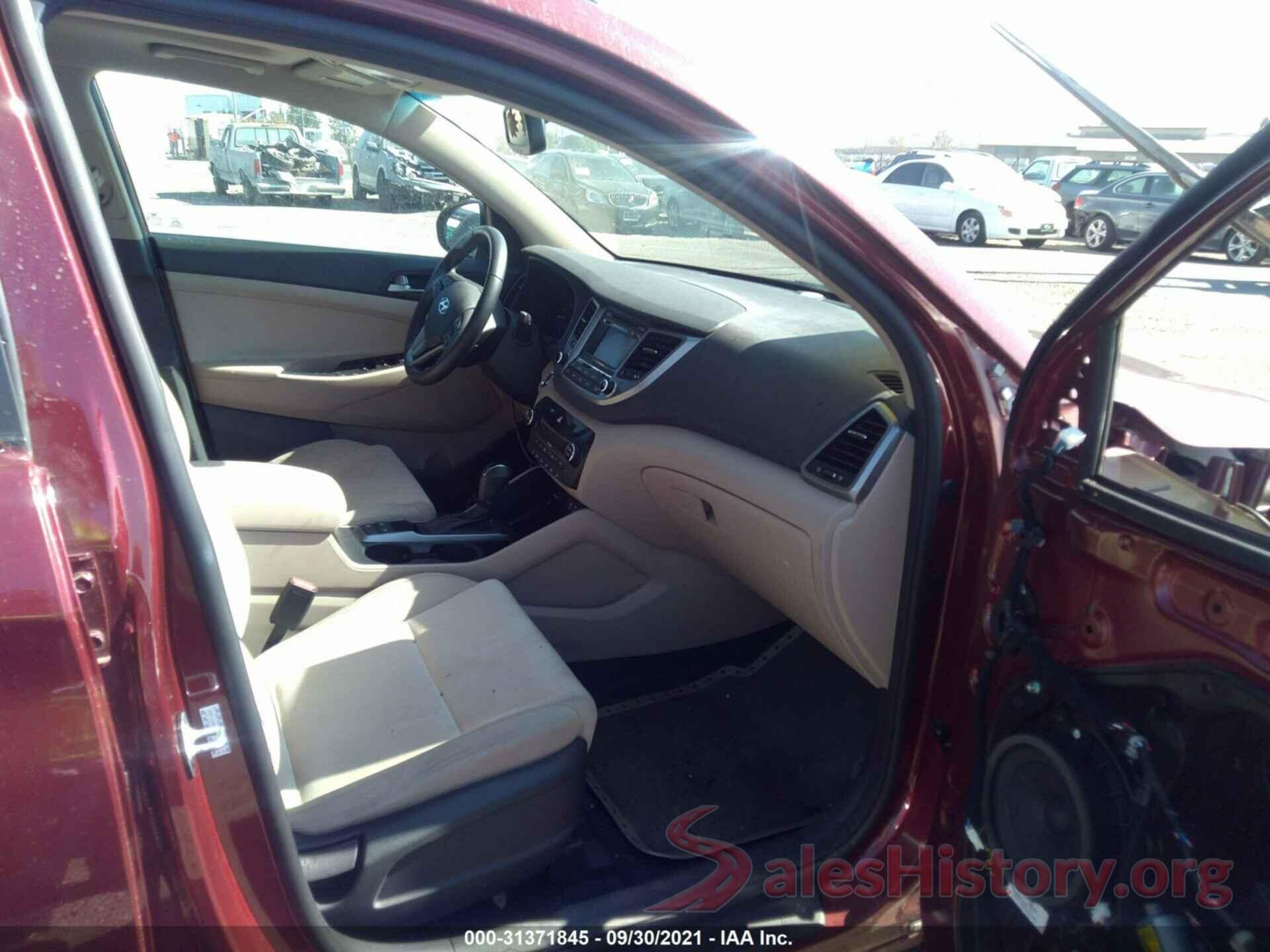 KM8J33A25HU562926 2017 HYUNDAI TUCSON