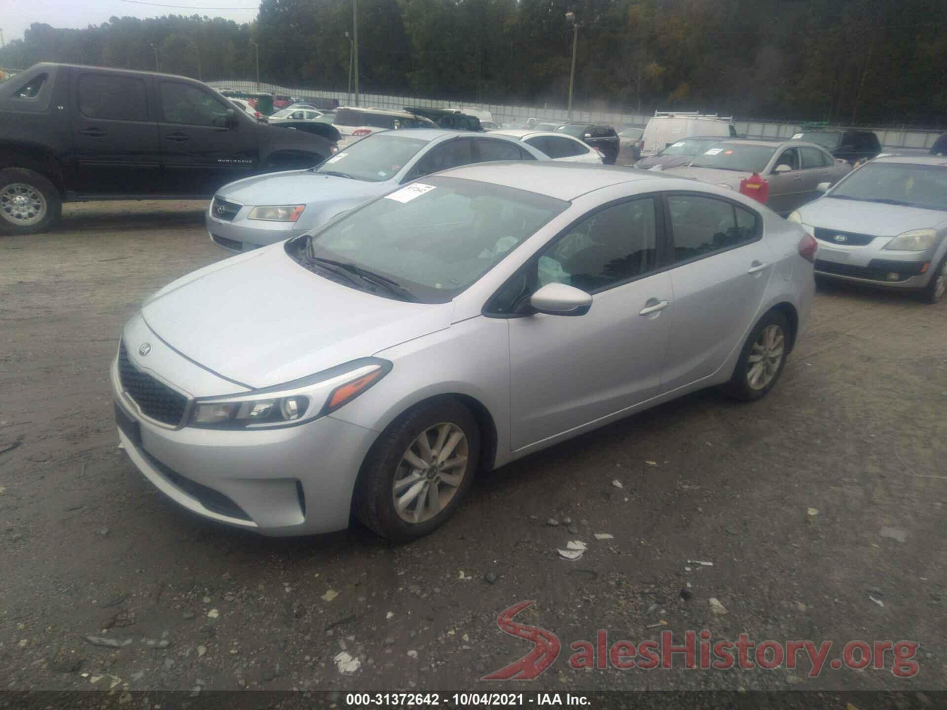 3KPFL4A7XHE153010 2017 KIA FORTE