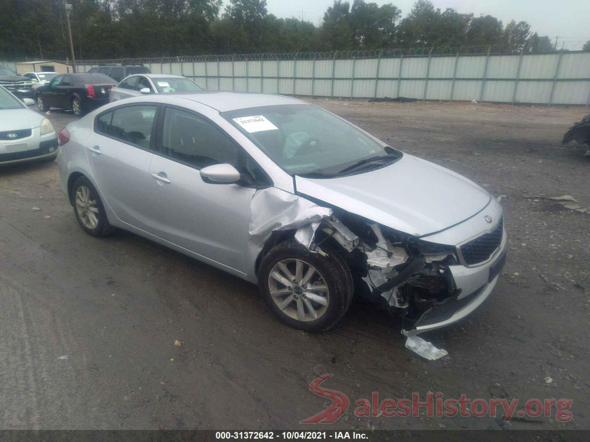 3KPFL4A7XHE153010 2017 KIA FORTE