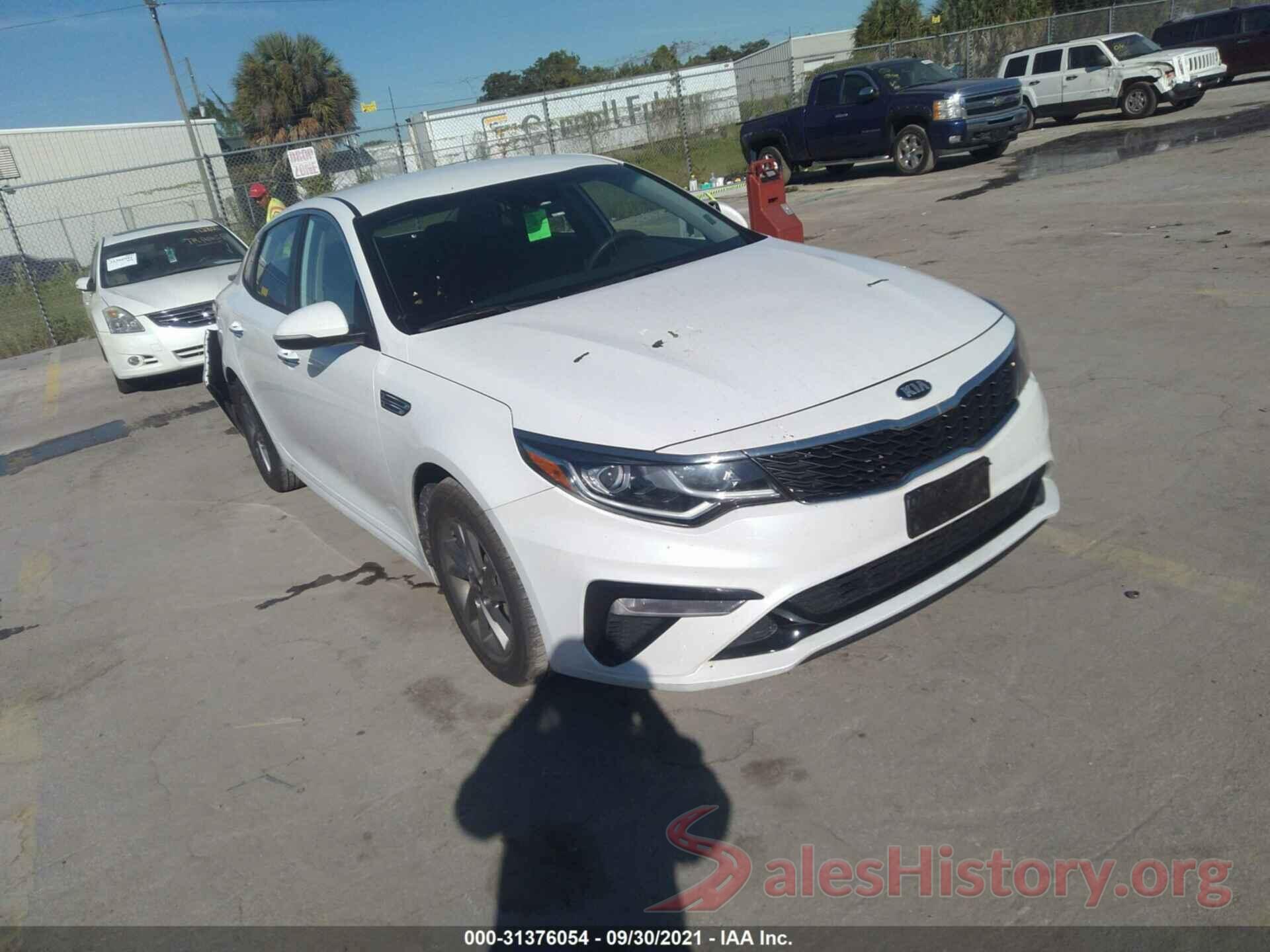 5XXGT4L36LG380838 2020 KIA OPTIMA