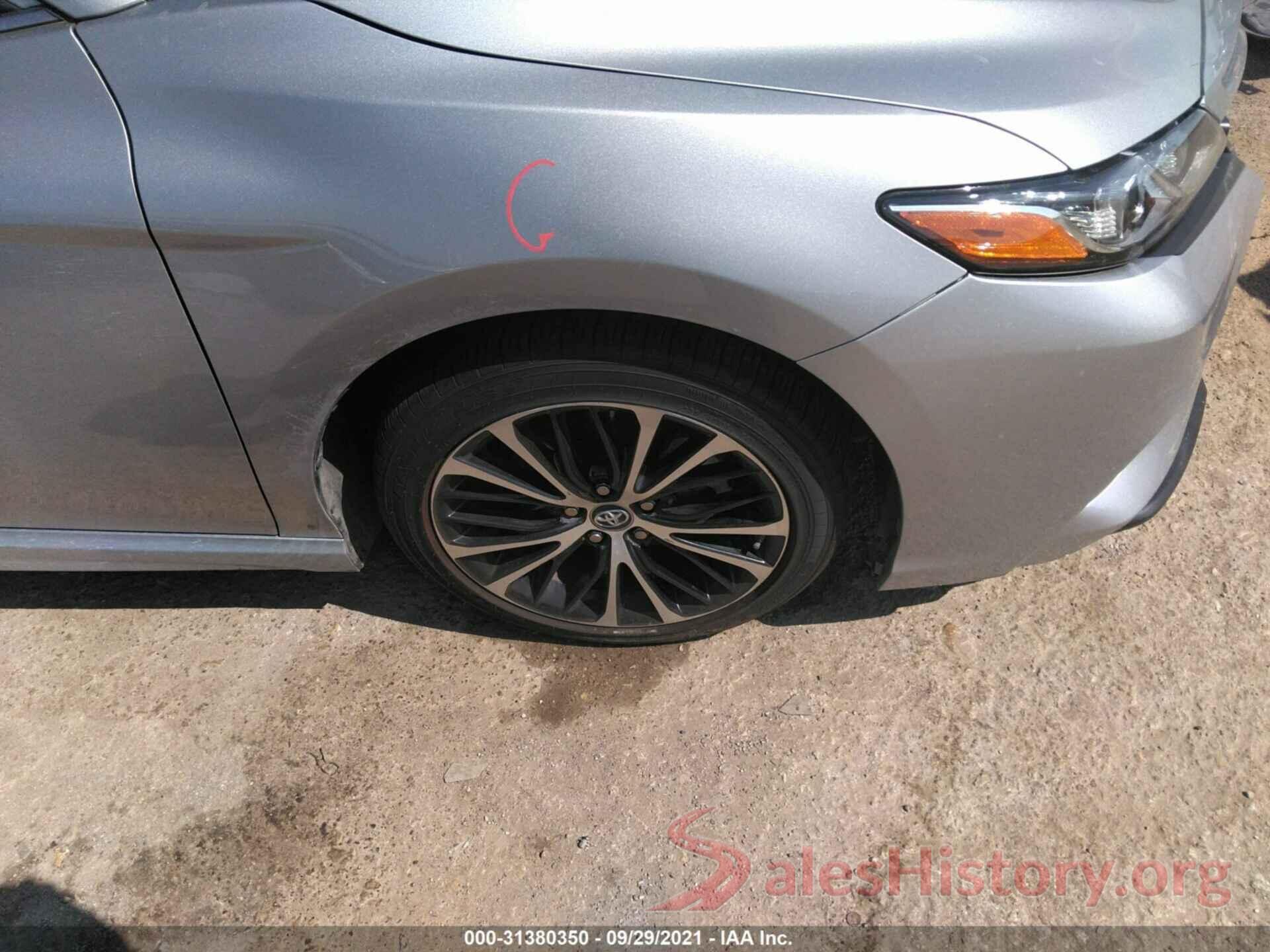 4T1B11HK5JU567263 2018 TOYOTA CAMRY