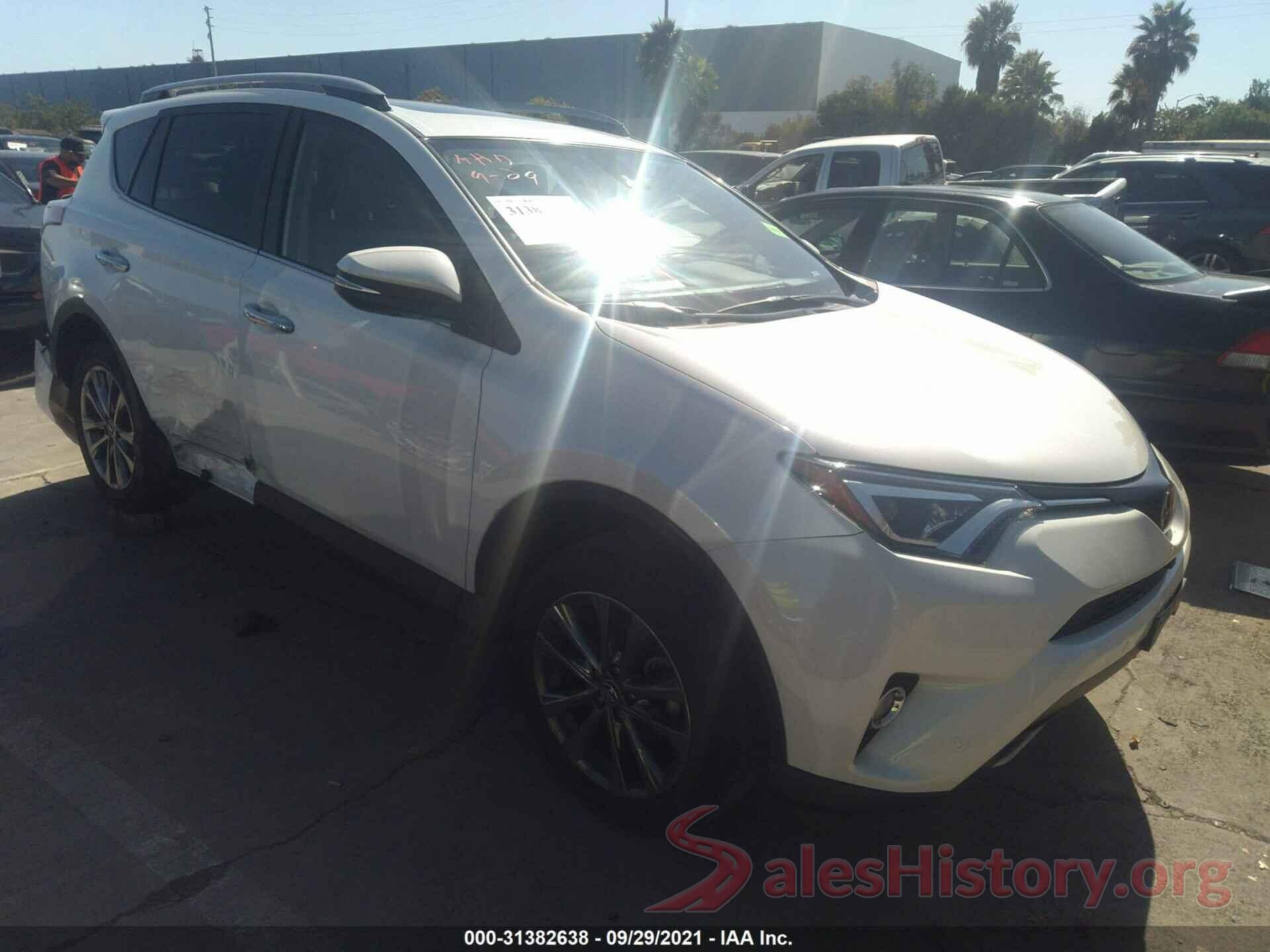 JTMDFREV6JJ204533 2018 TOYOTA RAV4