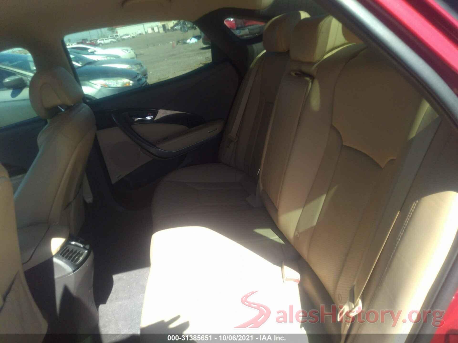 KMHFG4JG3GA505698 2016 HYUNDAI AZERA