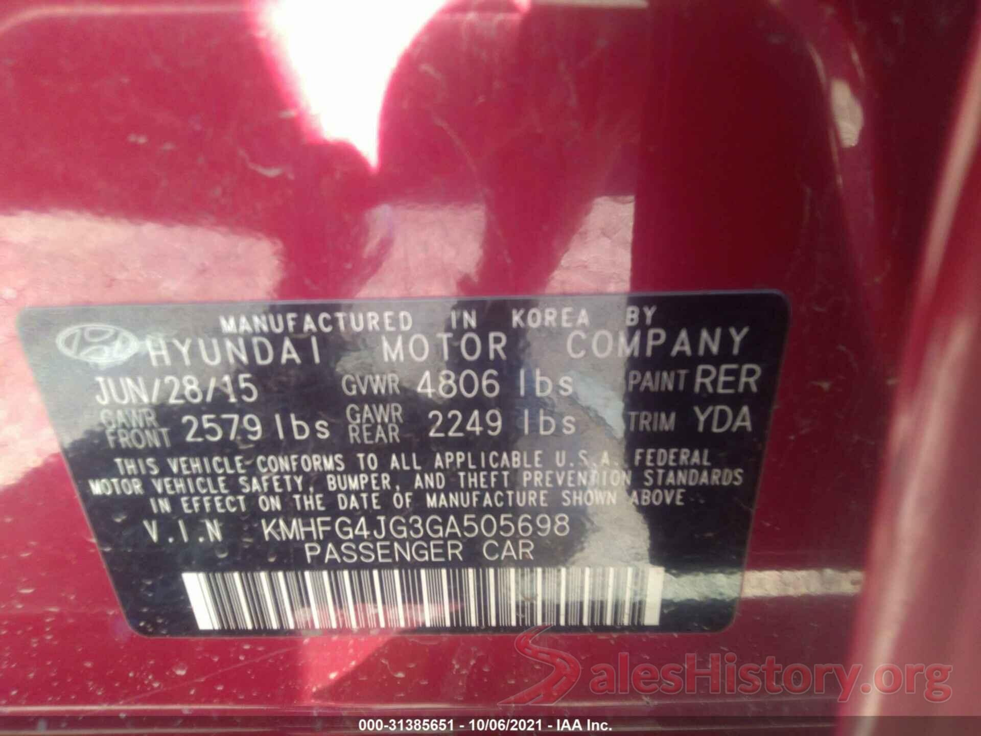 KMHFG4JG3GA505698 2016 HYUNDAI AZERA