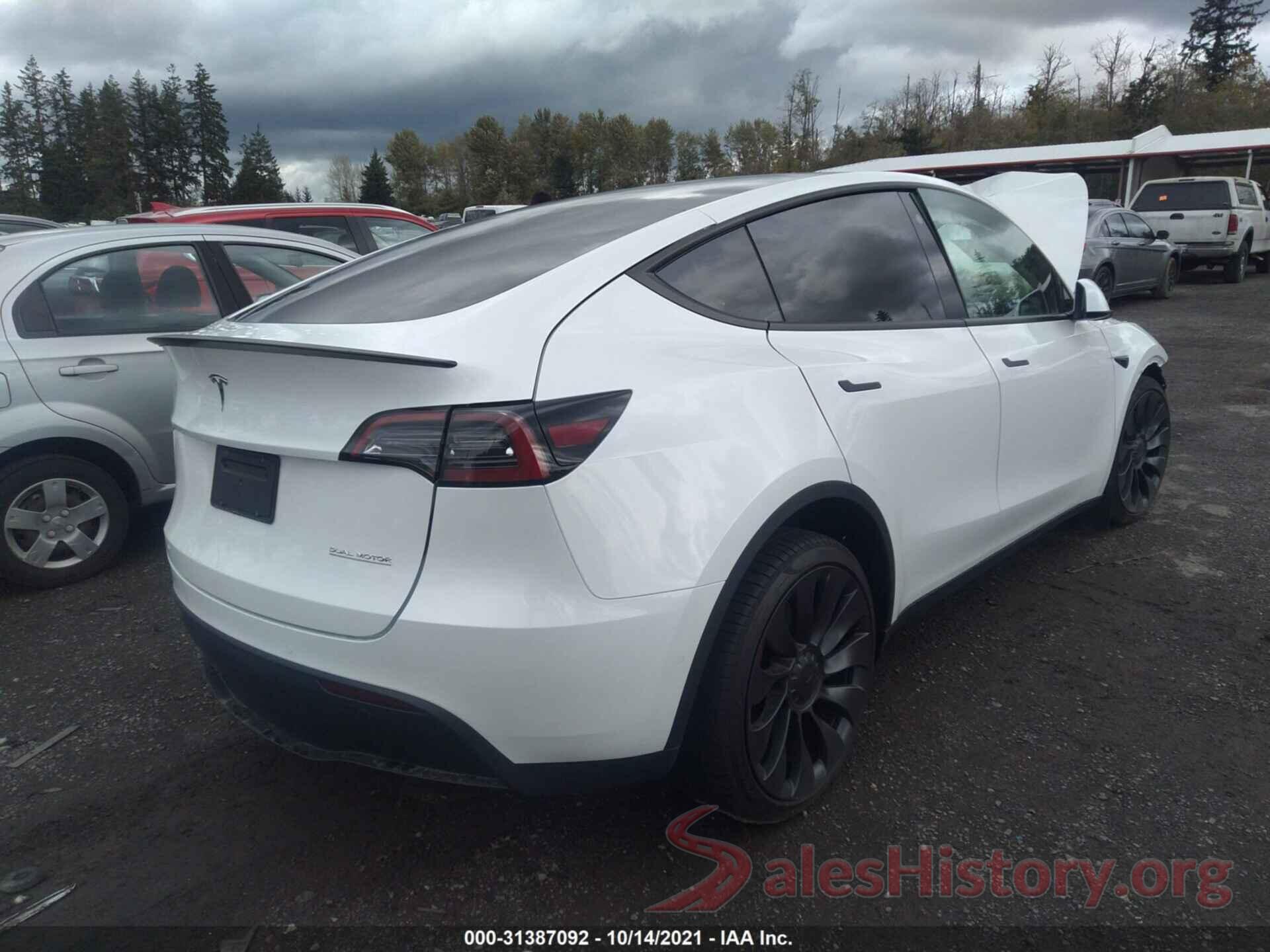 5YJYGDEF0MF270842 2021 TESLA MODEL Y