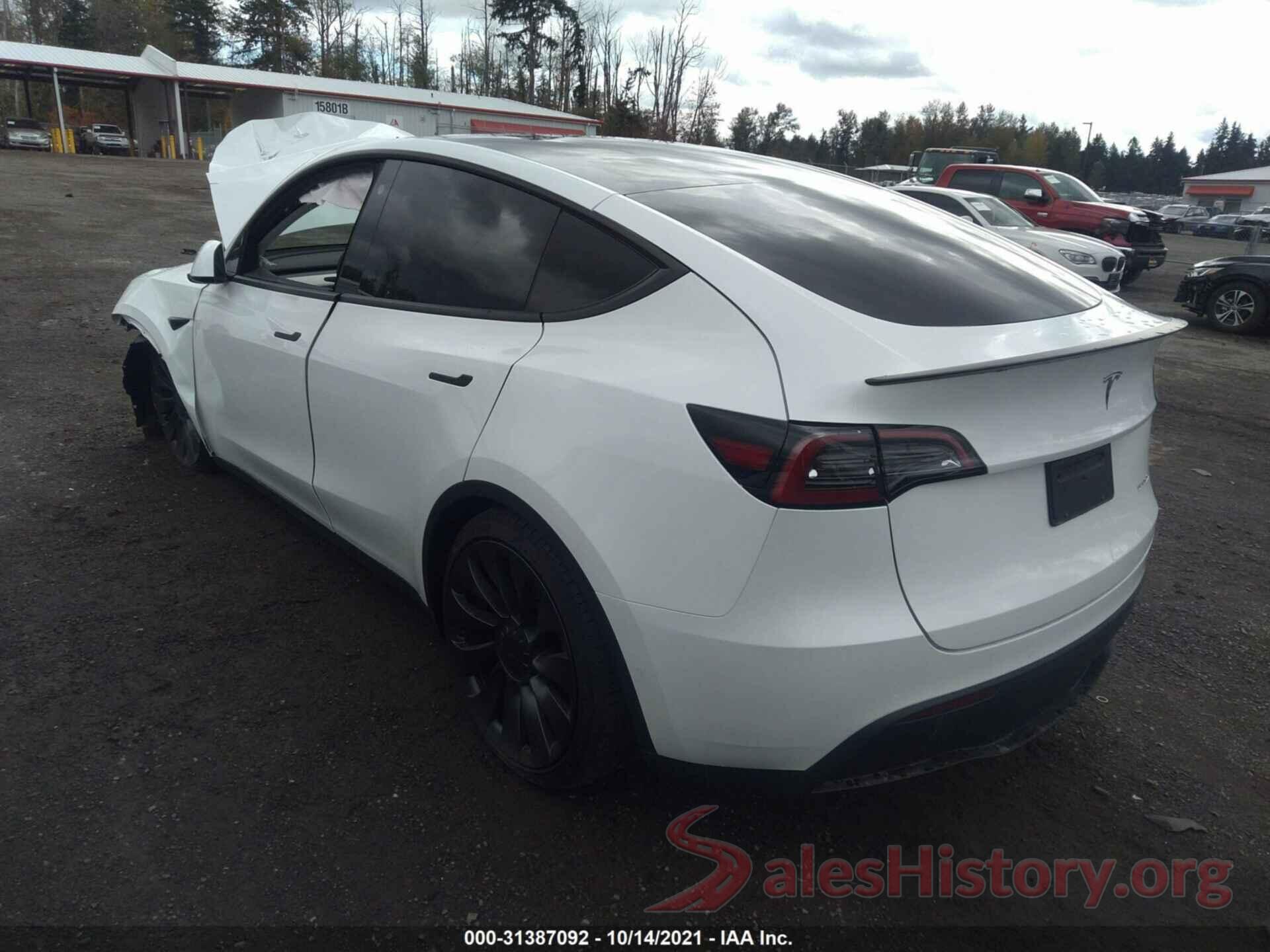 5YJYGDEF0MF270842 2021 TESLA MODEL Y