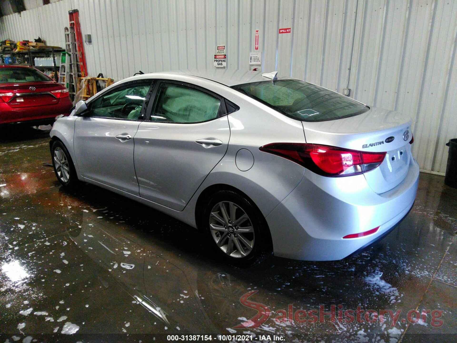 5NPDH4AE5GH660074 2016 HYUNDAI ELANTRA