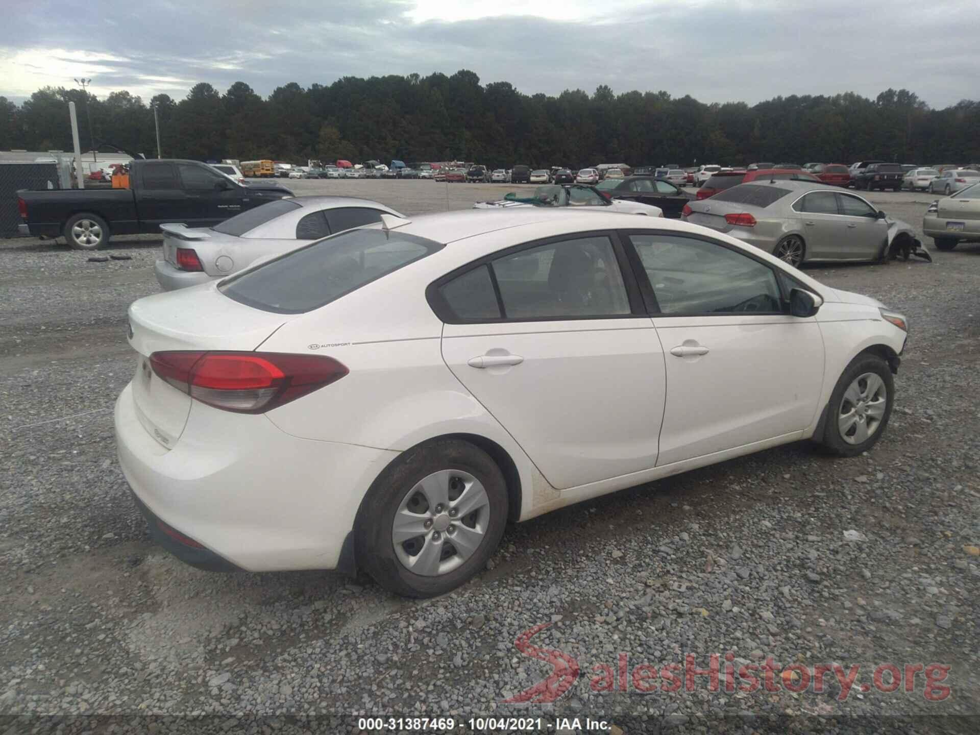 3KPFK4A76HE156442 2017 KIA FORTE