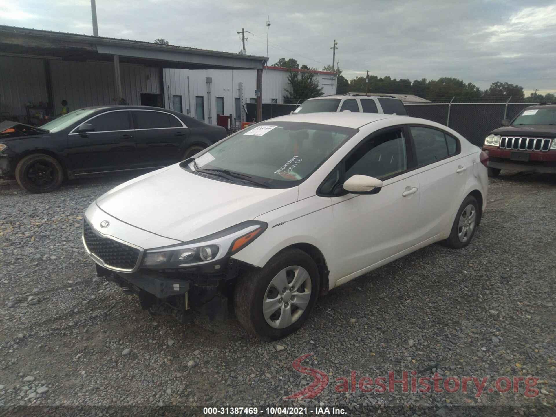 3KPFK4A76HE156442 2017 KIA FORTE