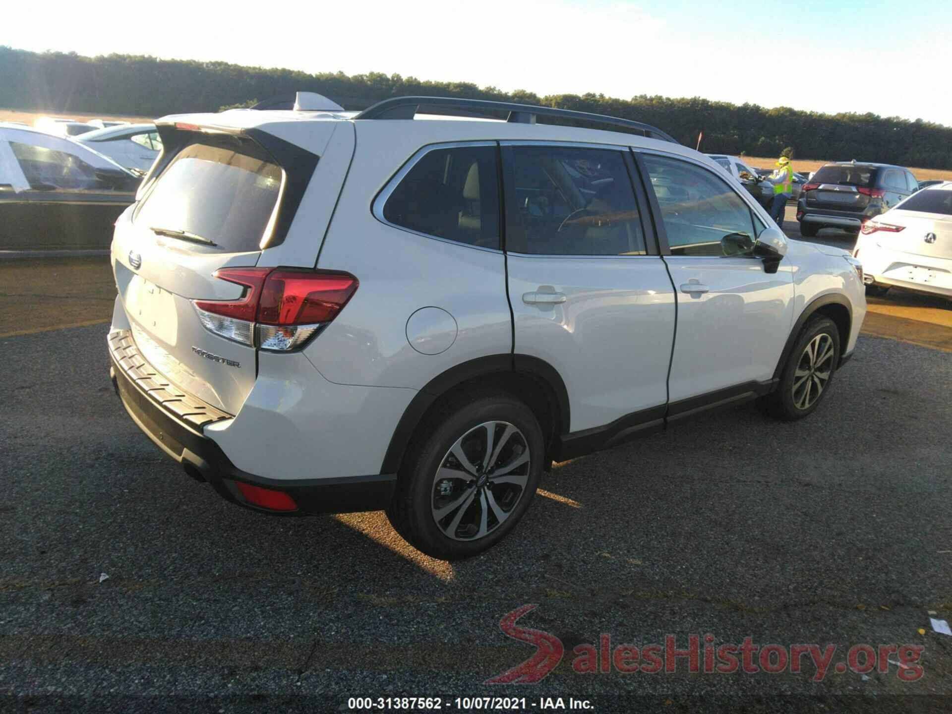 JF2SKAUC3MH557944 2021 SUBARU FORESTER