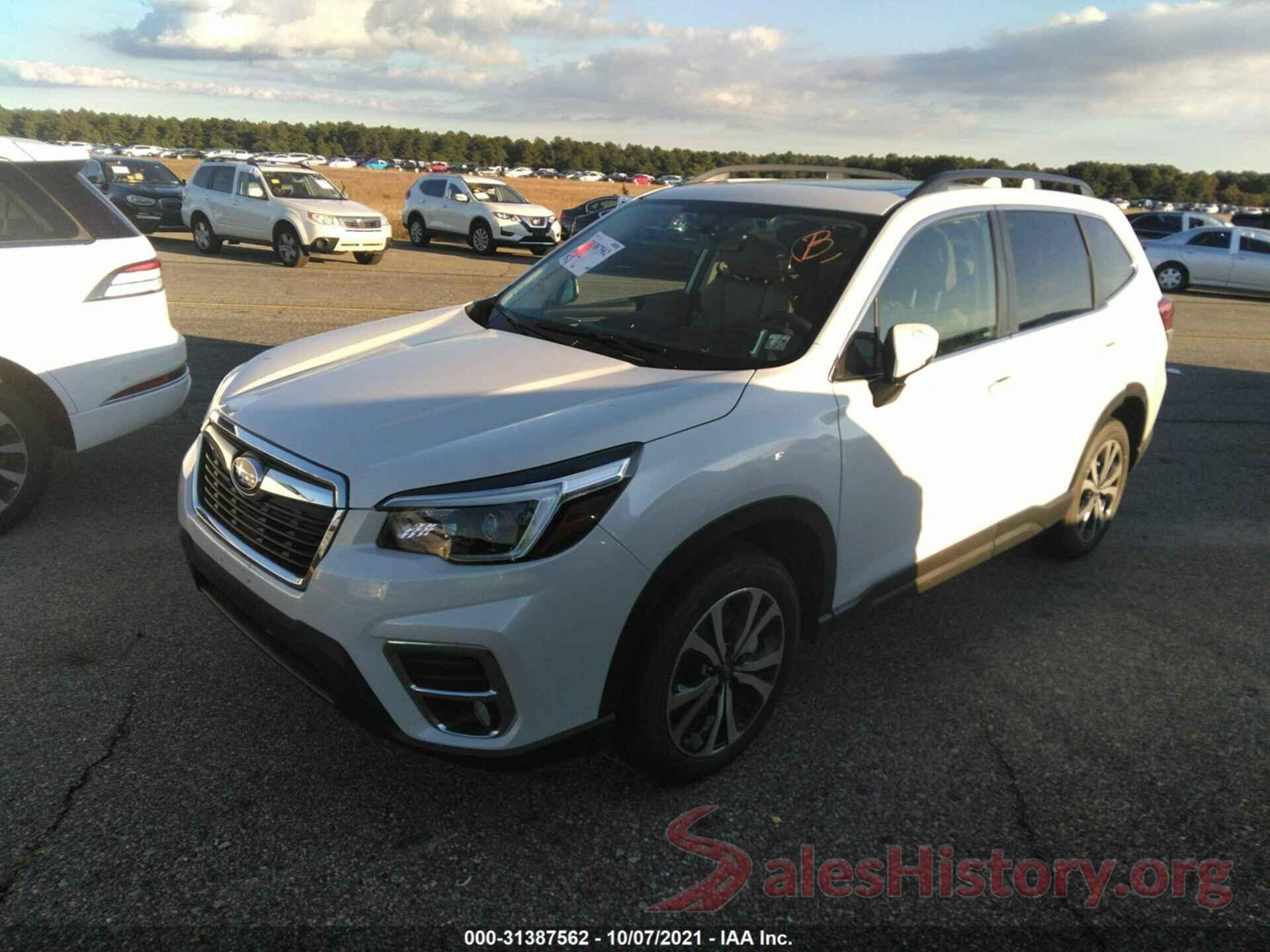 JF2SKAUC3MH557944 2021 SUBARU FORESTER