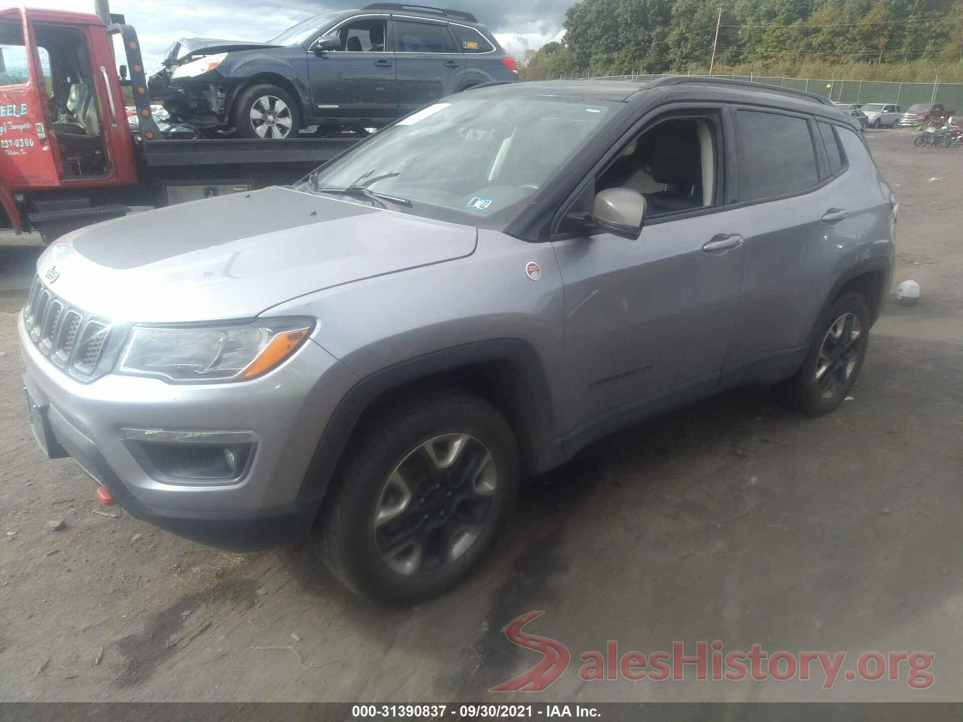 3C4NJDDBXJT334532 2018 JEEP COMPASS