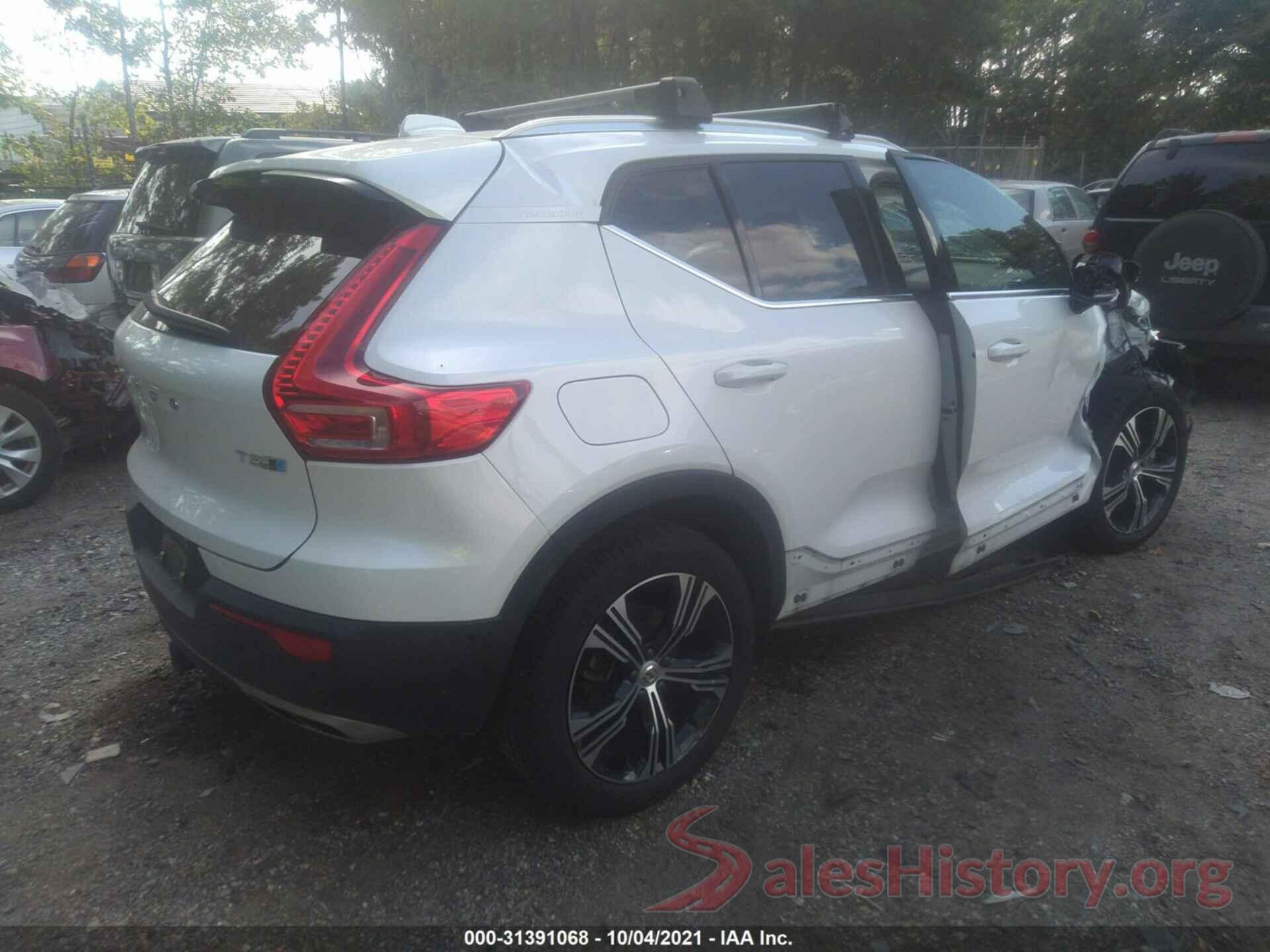 YV4162UL8K2089601 2019 VOLVO XC40