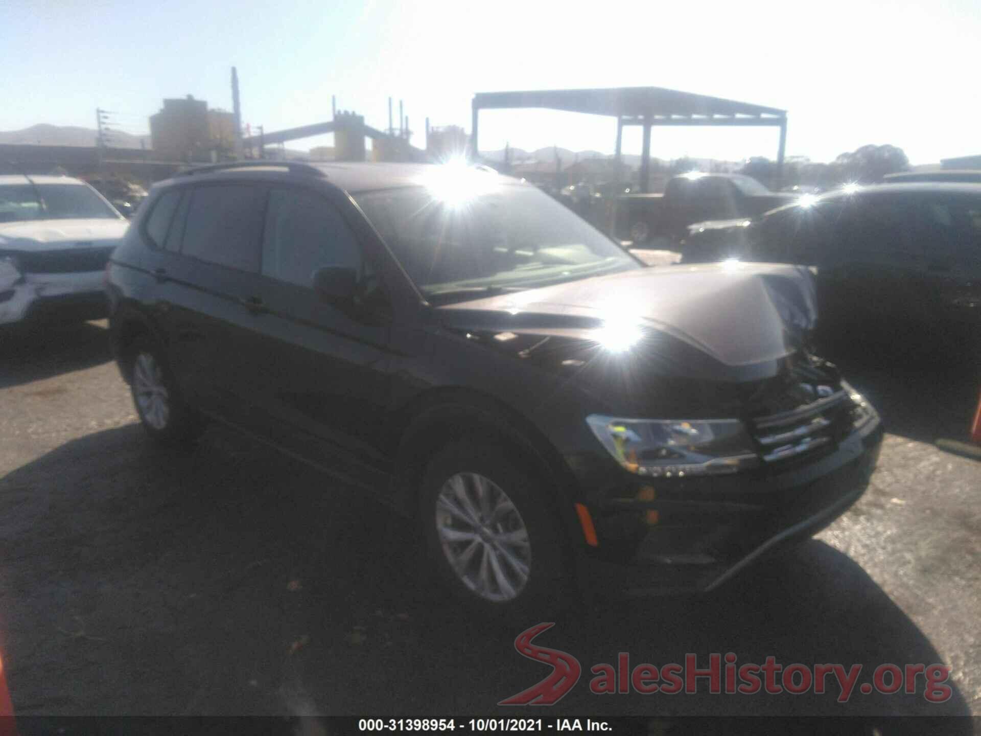 3VV0B7AX3JM070445 2018 VOLKSWAGEN TIGUAN