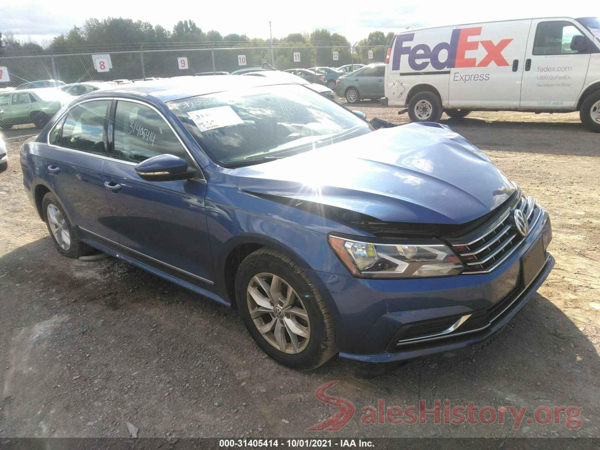 1VWAT7A38HC014569 2017 VOLKSWAGEN PASSAT