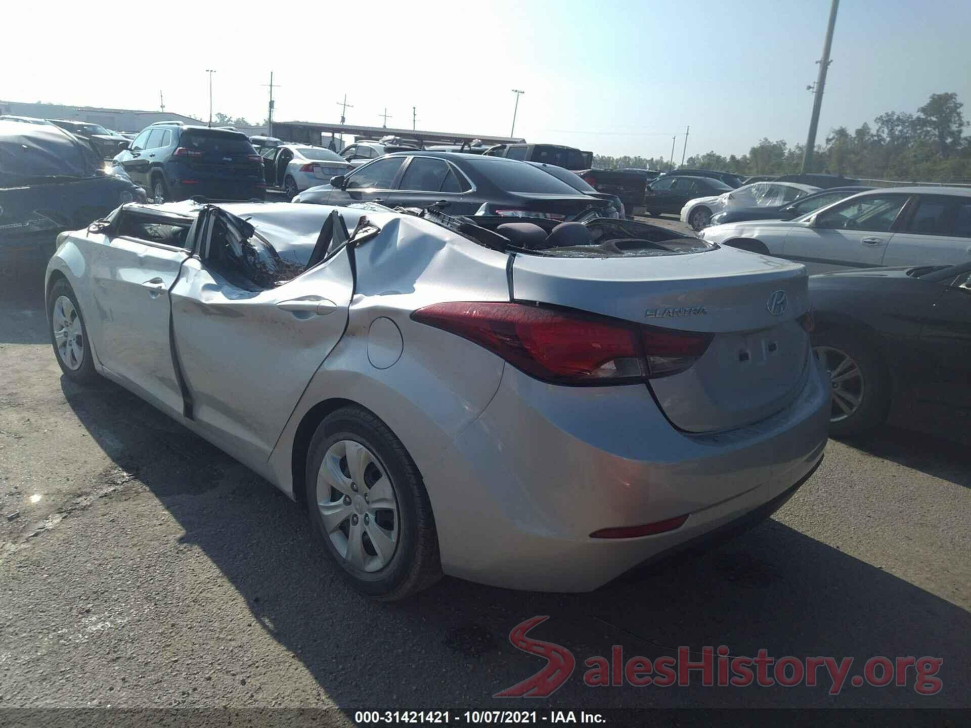 5NPDH4AE9GH792593 2016 HYUNDAI ELANTRA