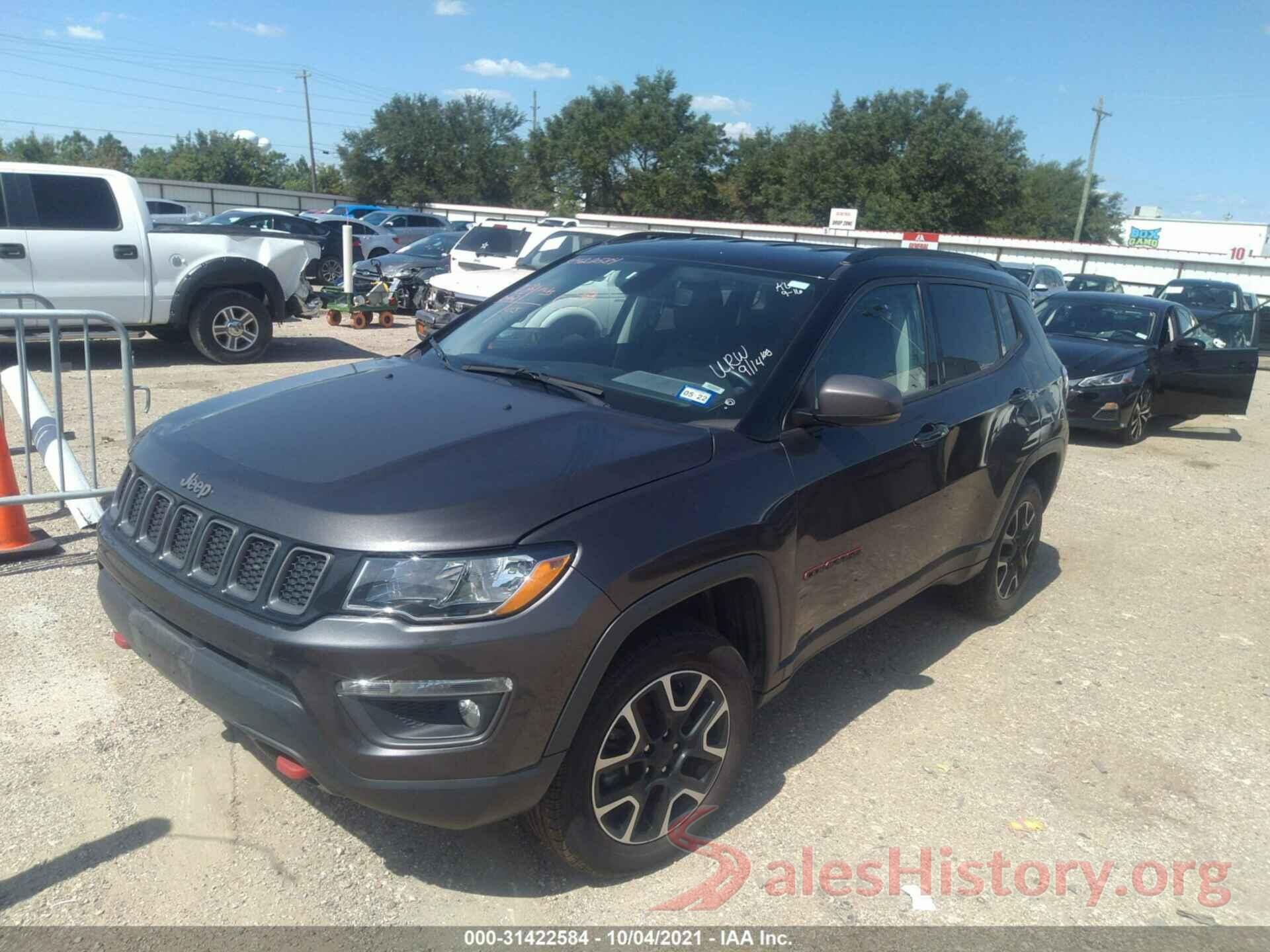 3C4NJDDB4KT795243 2019 JEEP COMPASS