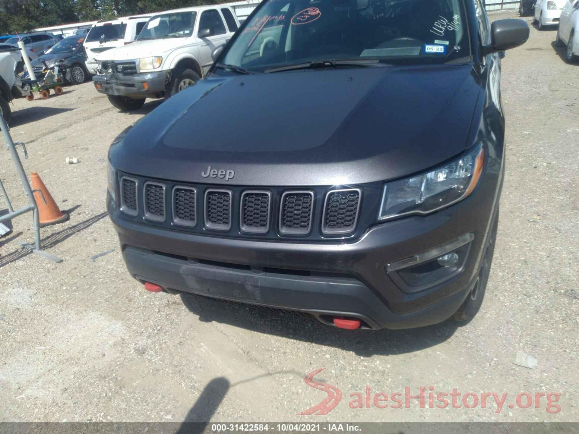 3C4NJDDB4KT795243 2019 JEEP COMPASS