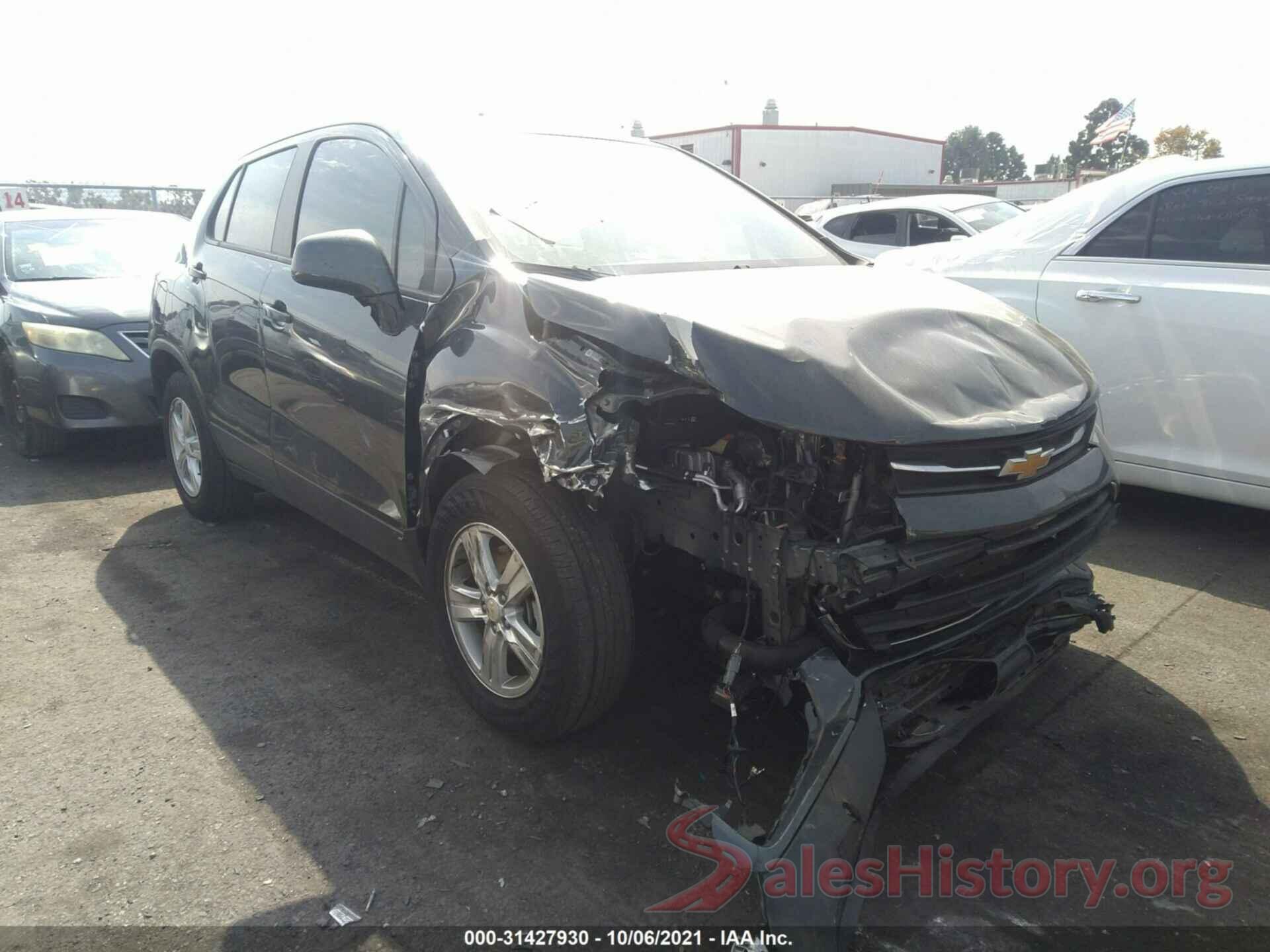 3GNCJKSB5KL261738 2019 CHEVROLET TRAX