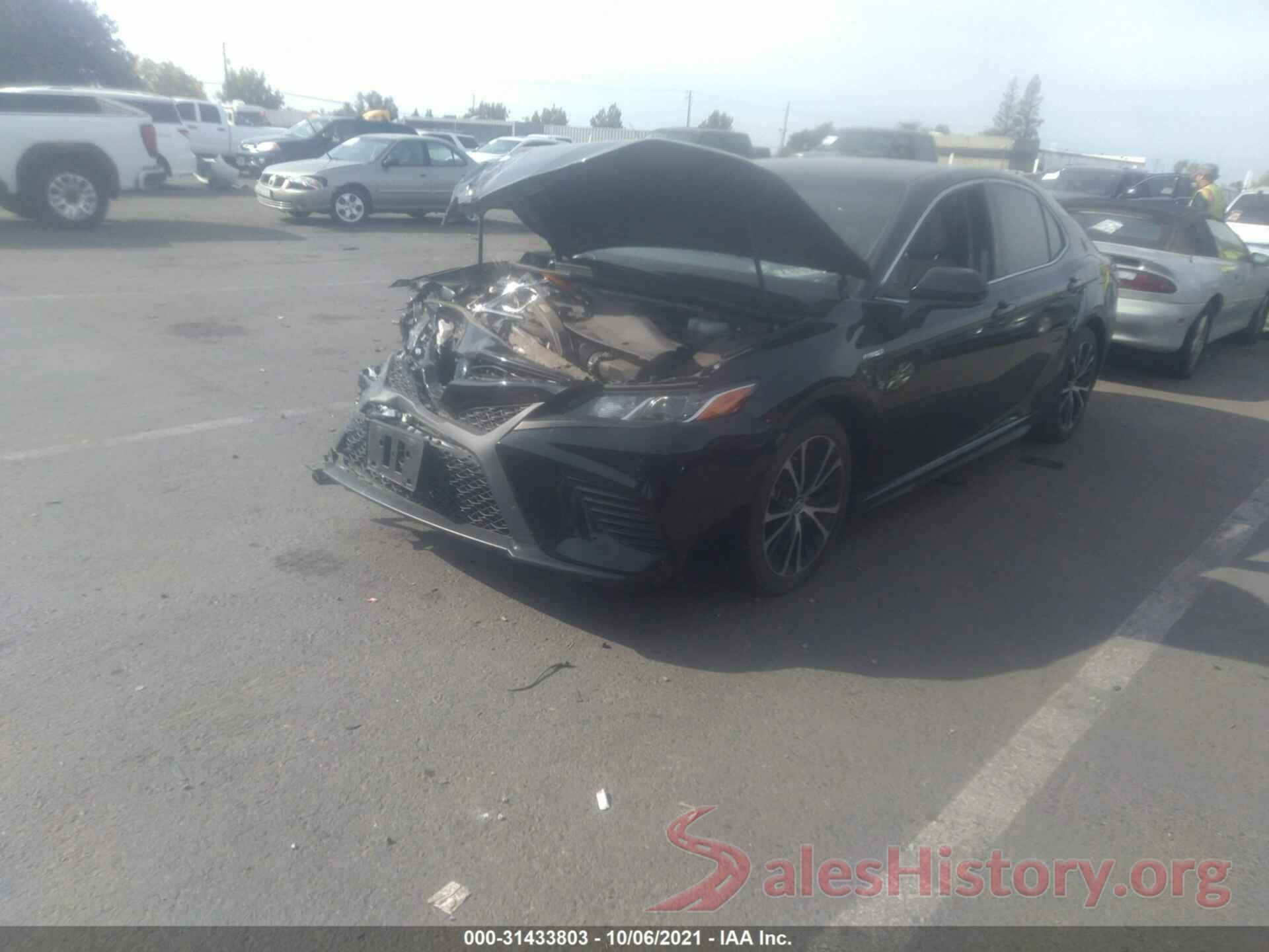 4T1B21HK1JU006782 2018 TOYOTA CAMRY