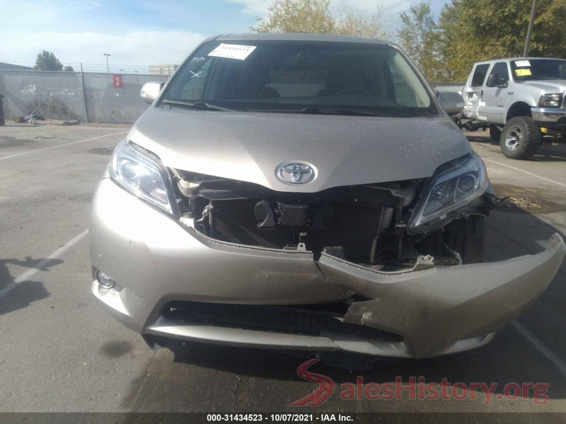 5TDYZ3DC4HS792886 2017 TOYOTA SIENNA