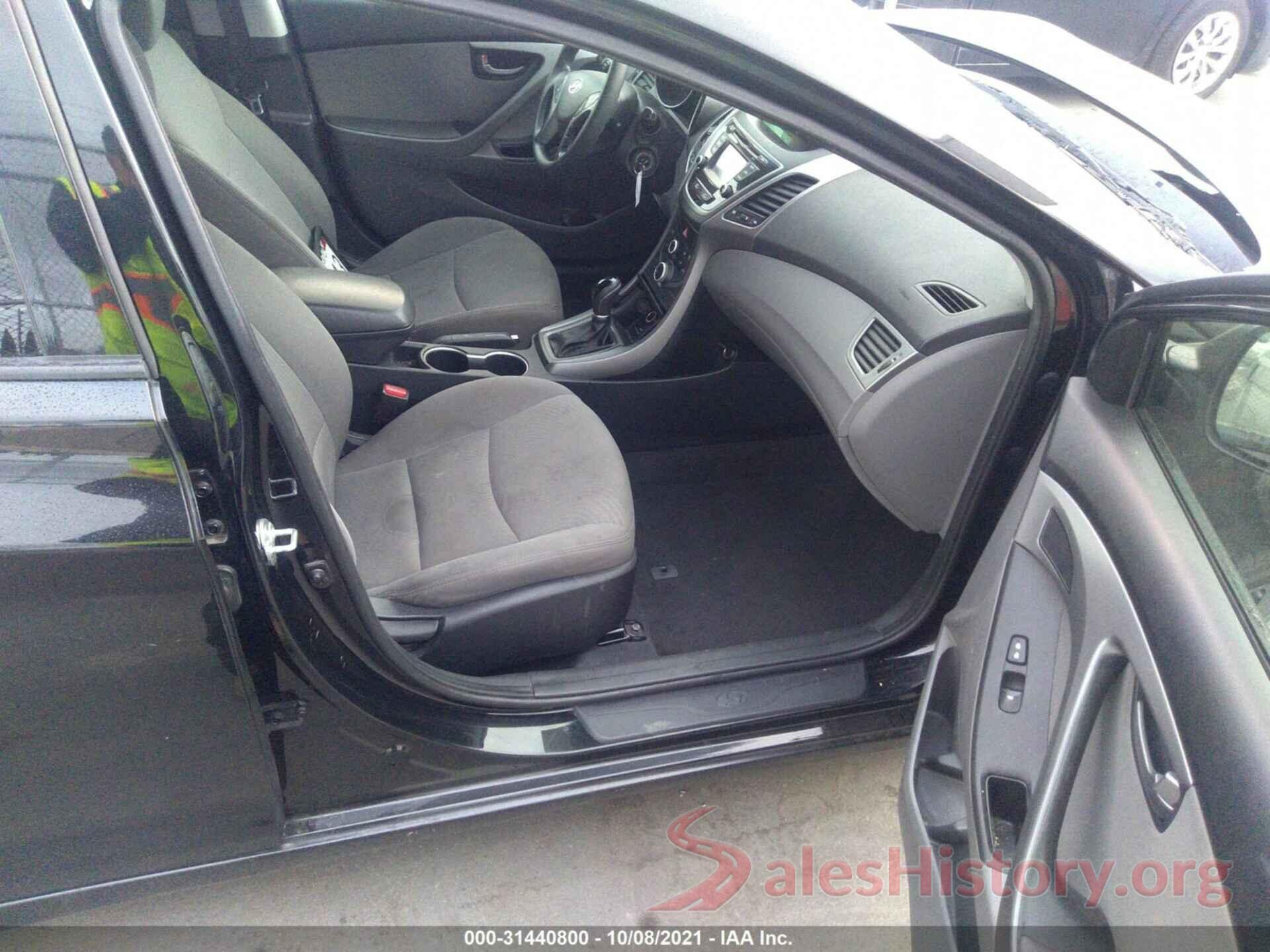 5NPDH4AE9GH749145 2016 HYUNDAI ELANTRA