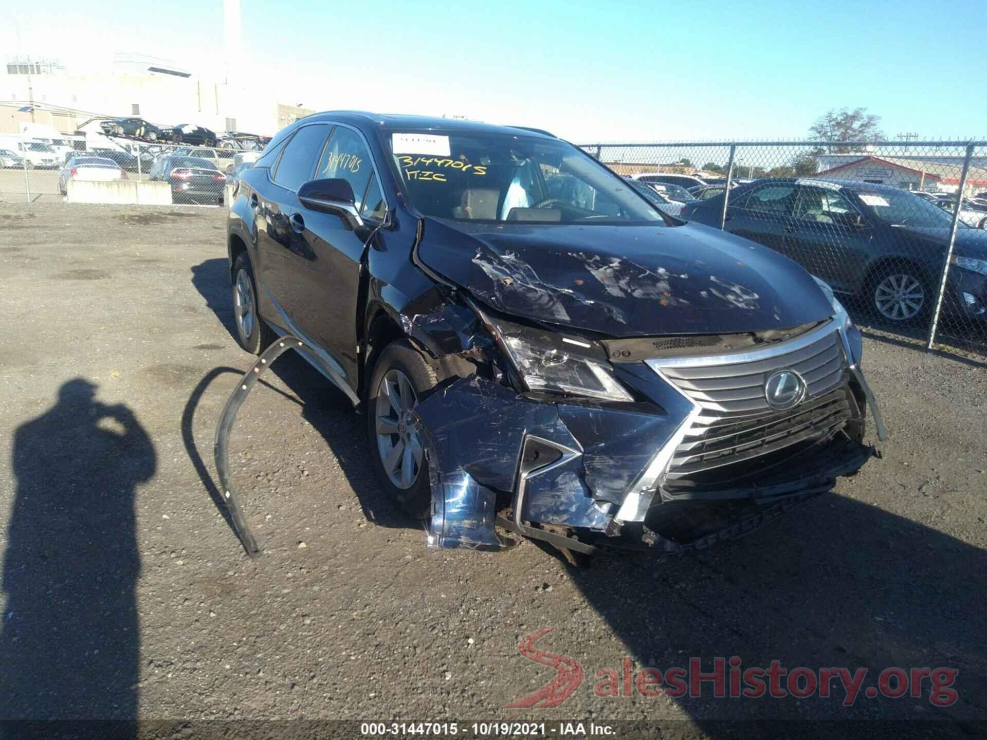 2T2BZMCA3HC091546 2017 LEXUS RX