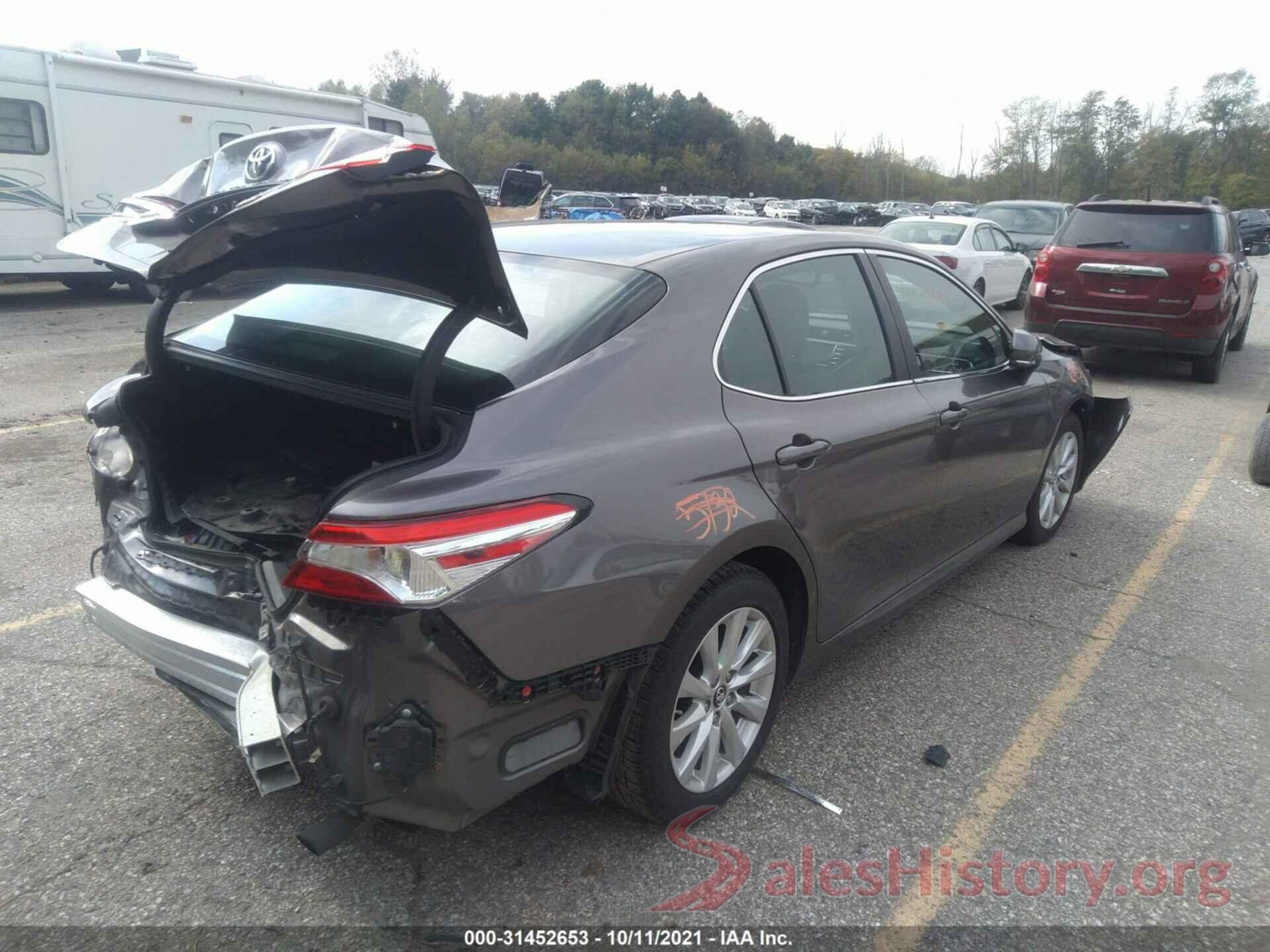 4T1B11HK3JU522645 2018 TOYOTA CAMRY