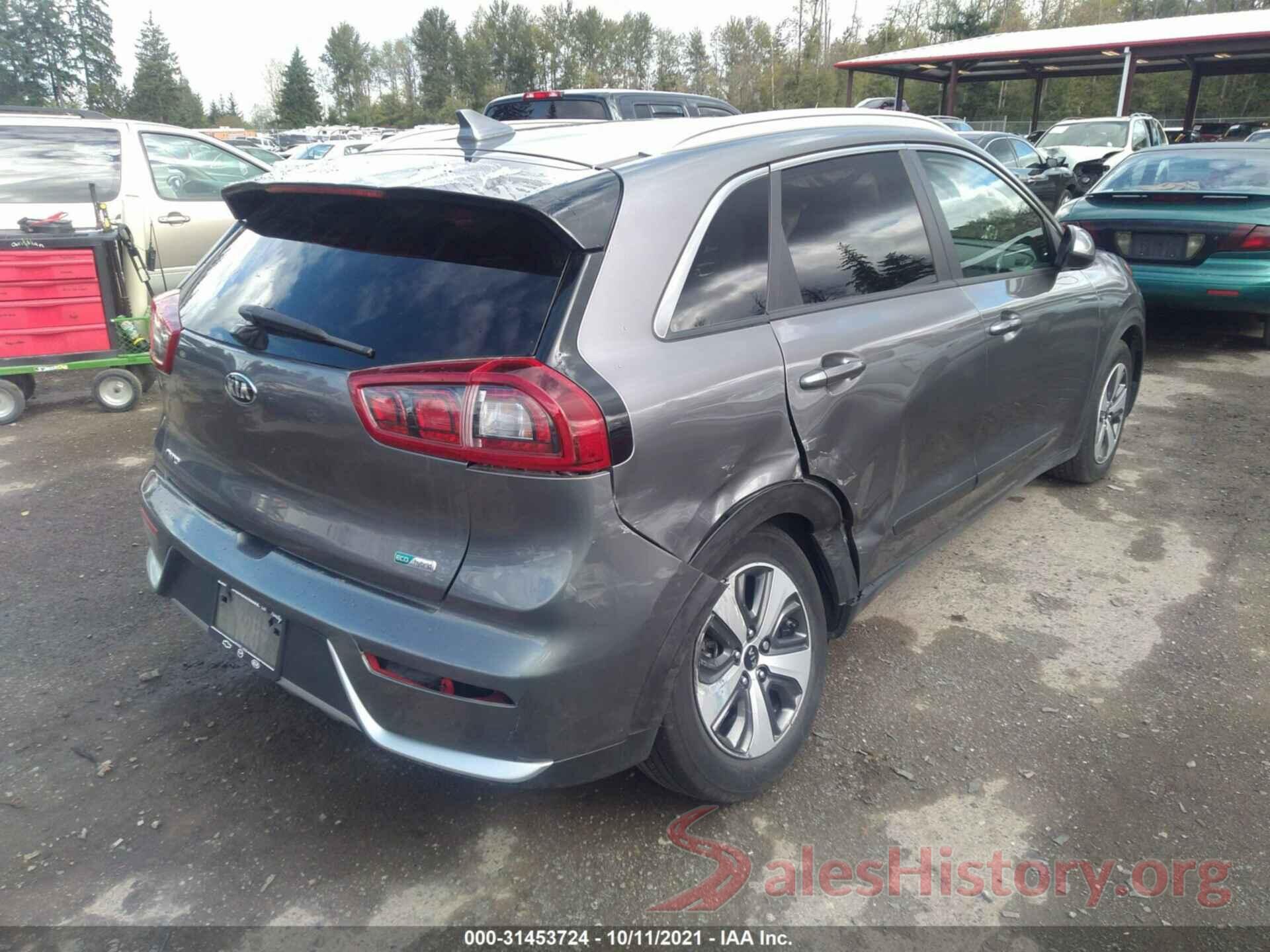 KNDCB3LC8H5093413 2017 KIA NIRO