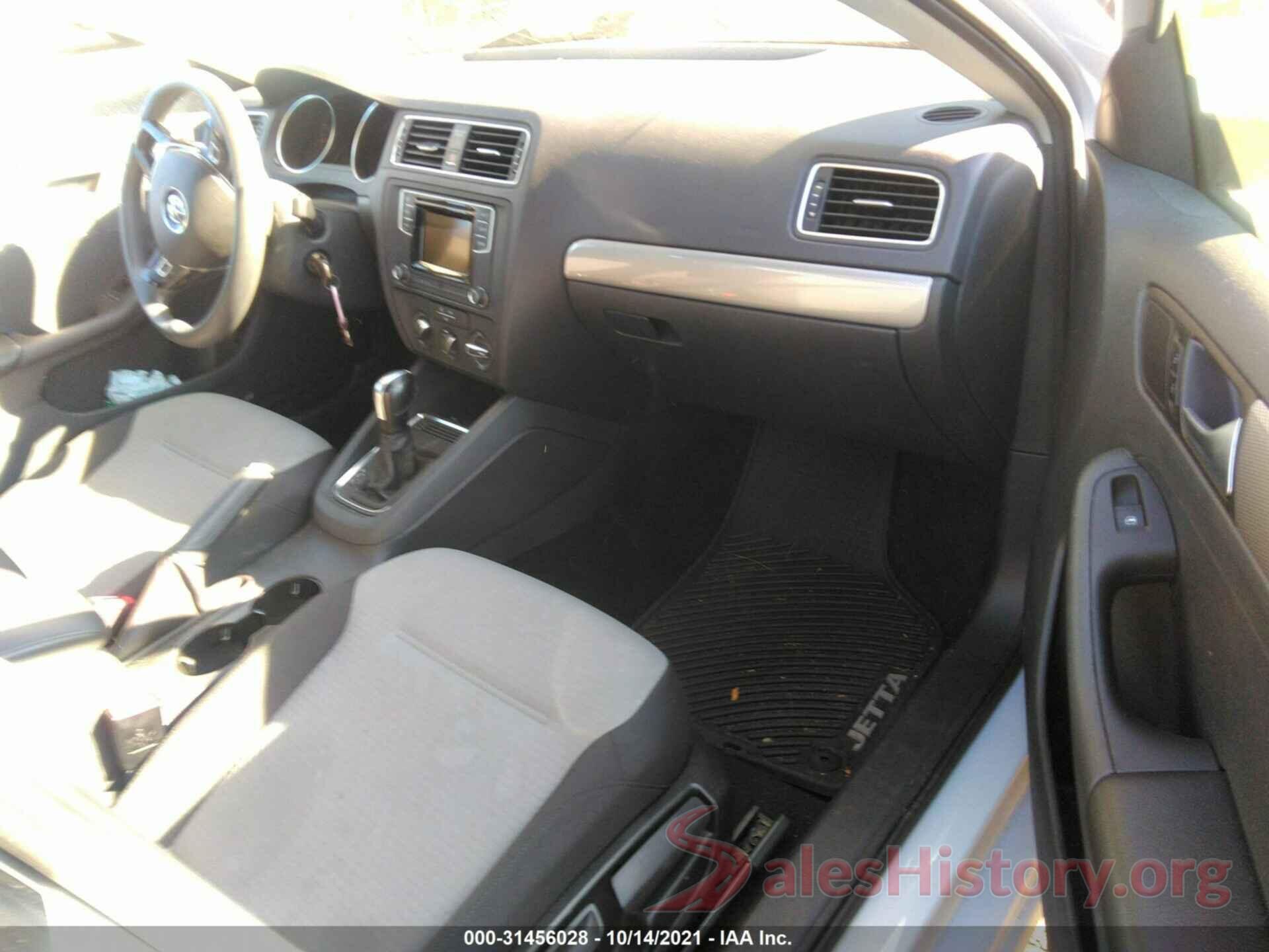 3VW2B7AJ4JM207957 2018 VOLKSWAGEN JETTA