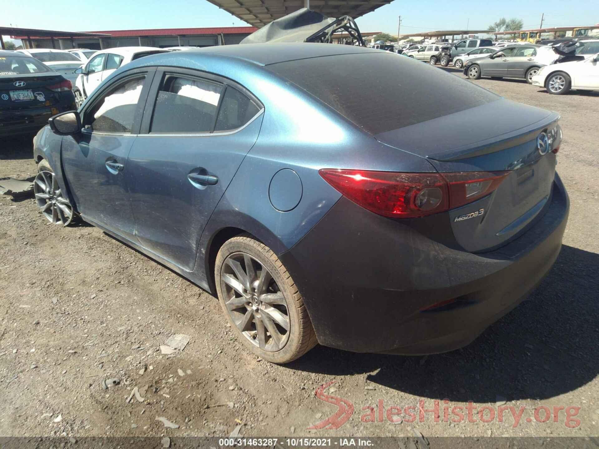 3MZBN1V36JM264080 2018 MAZDA MAZDA3 4-DOOR